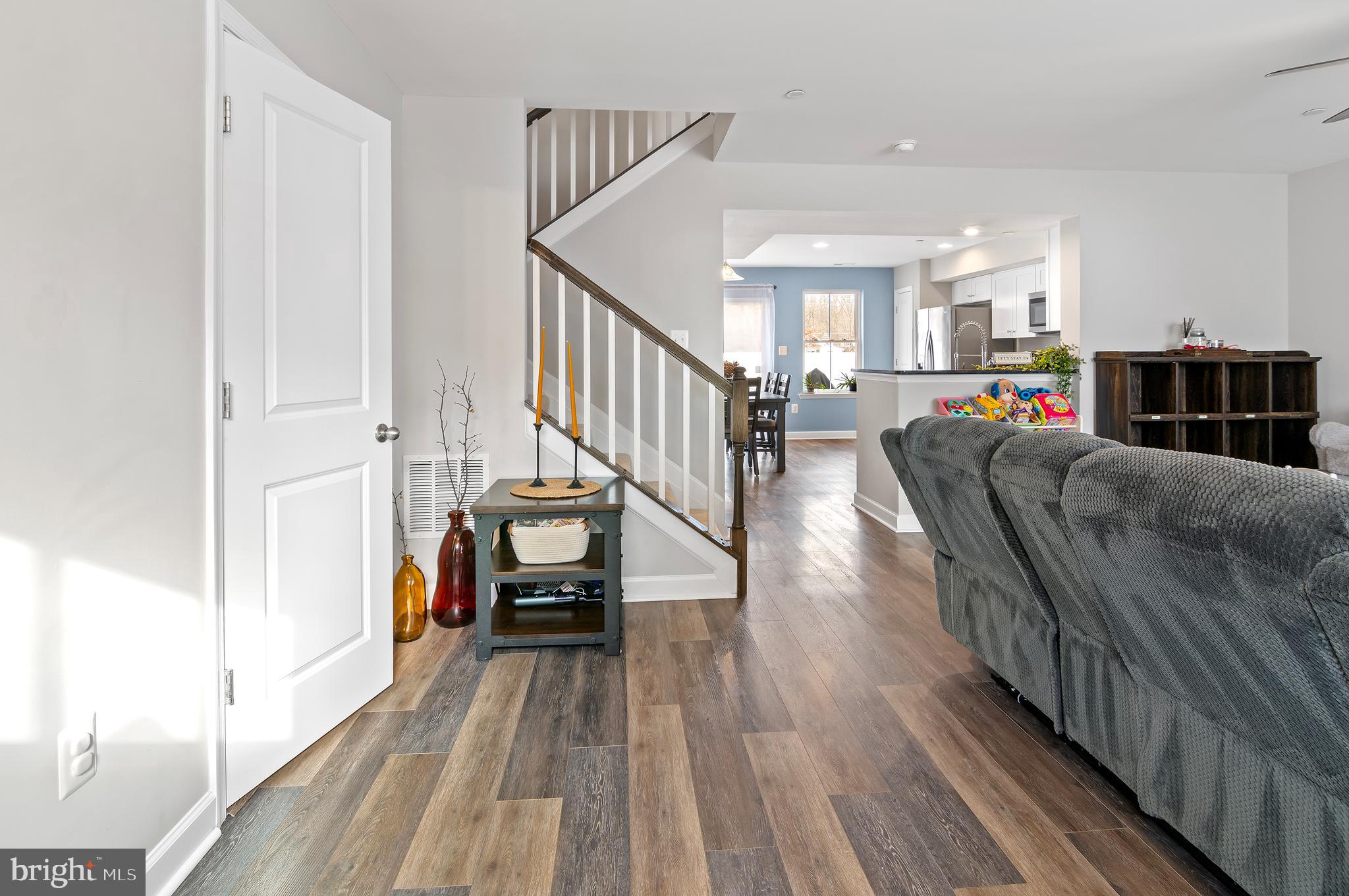 AVALON SHORES - Residential