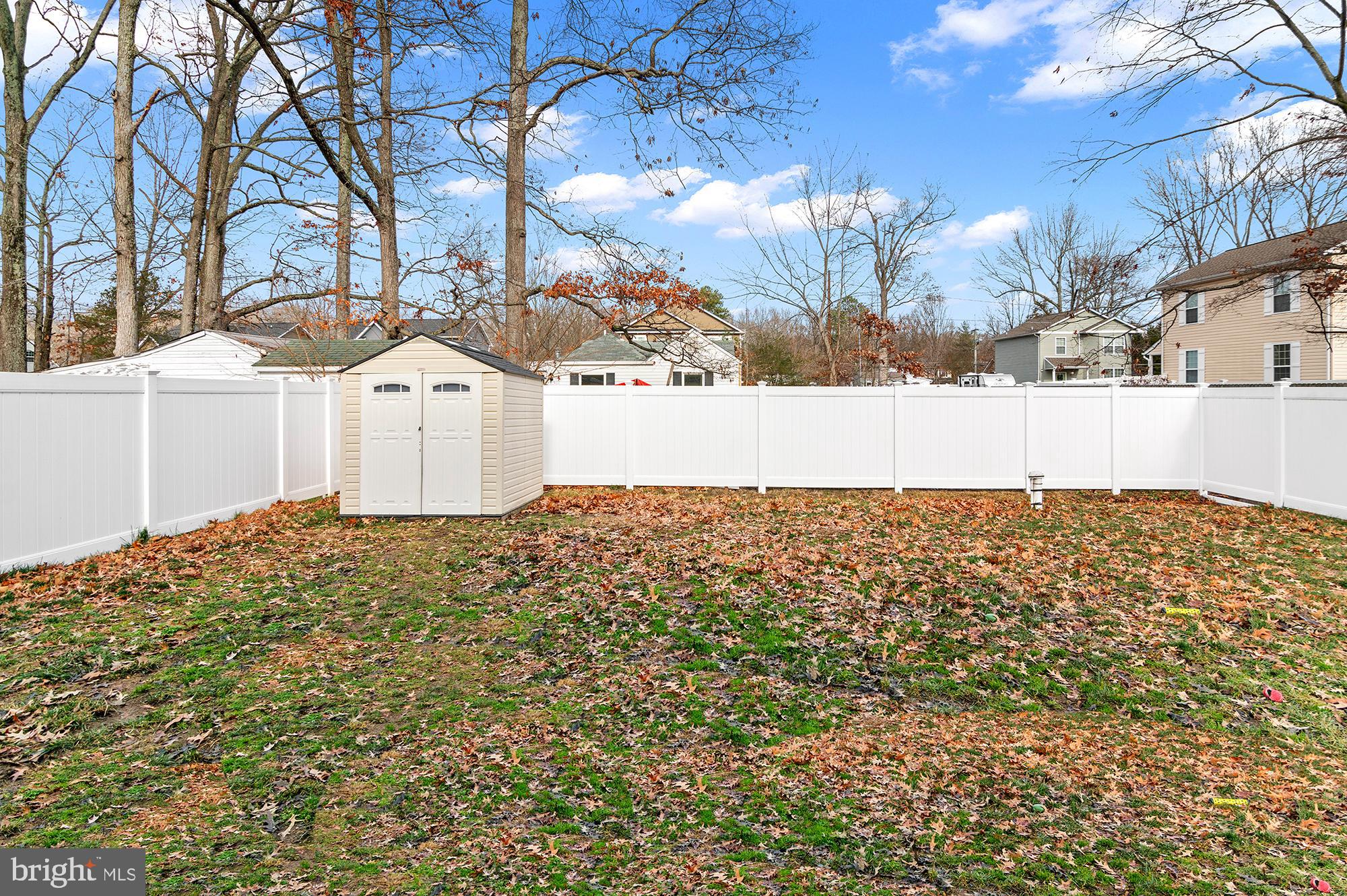 AVALON SHORES - Residential