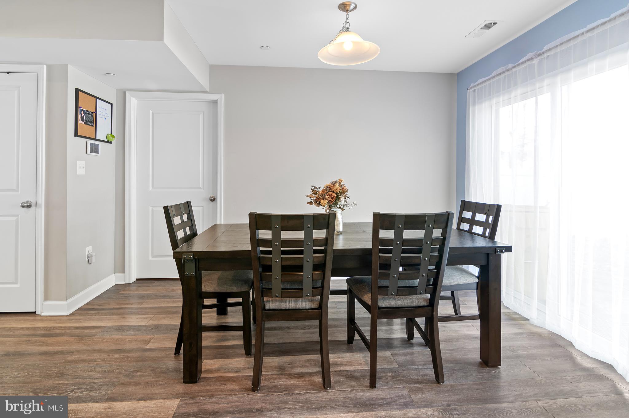 AVALON SHORES - Residential