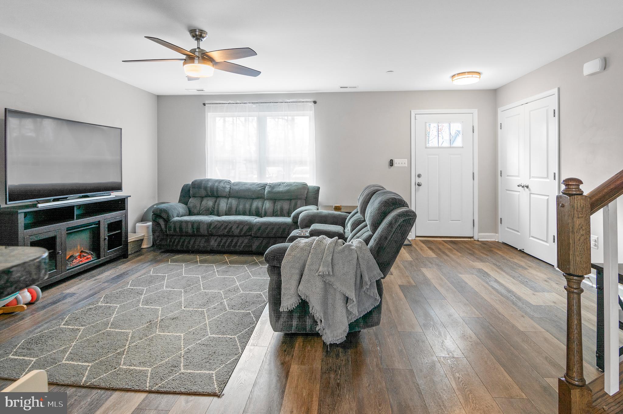 AVALON SHORES - Residential