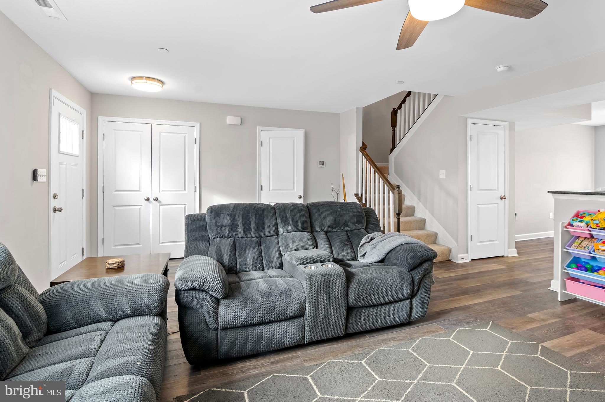 AVALON SHORES - Residential