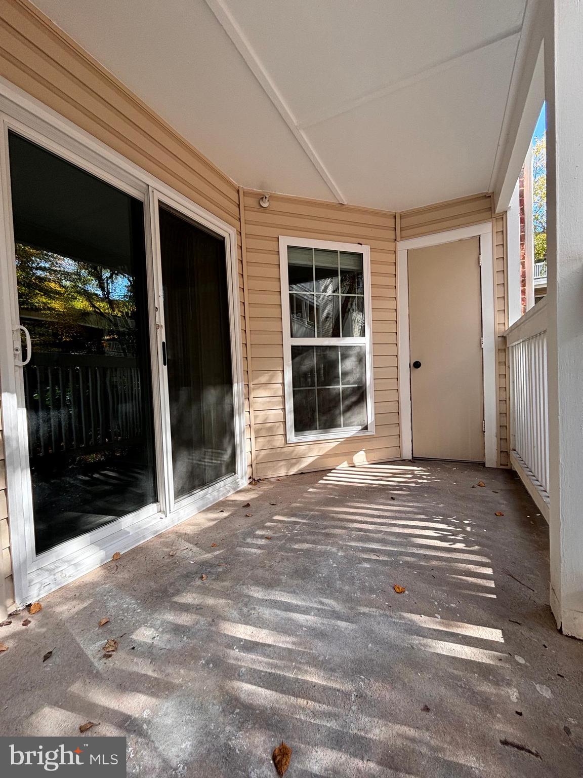 FOUNTAINS AT MCLEAN - Residential Lease