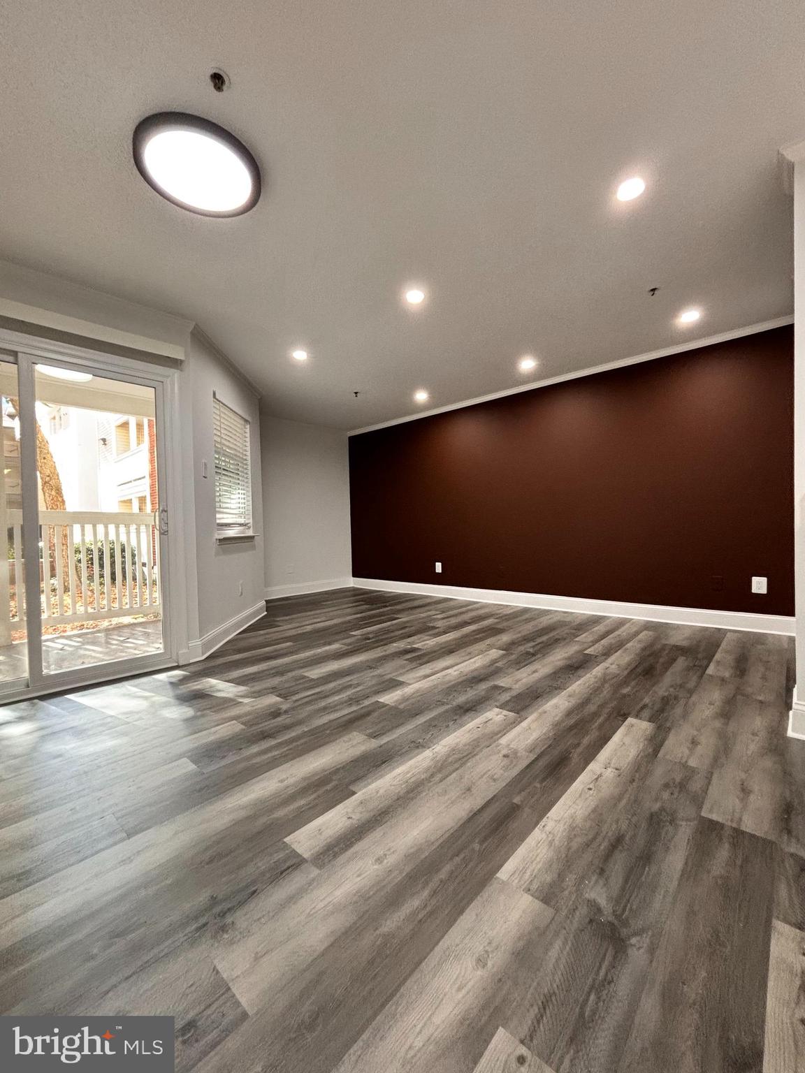 FOUNTAINS AT MCLEAN - Residential Lease