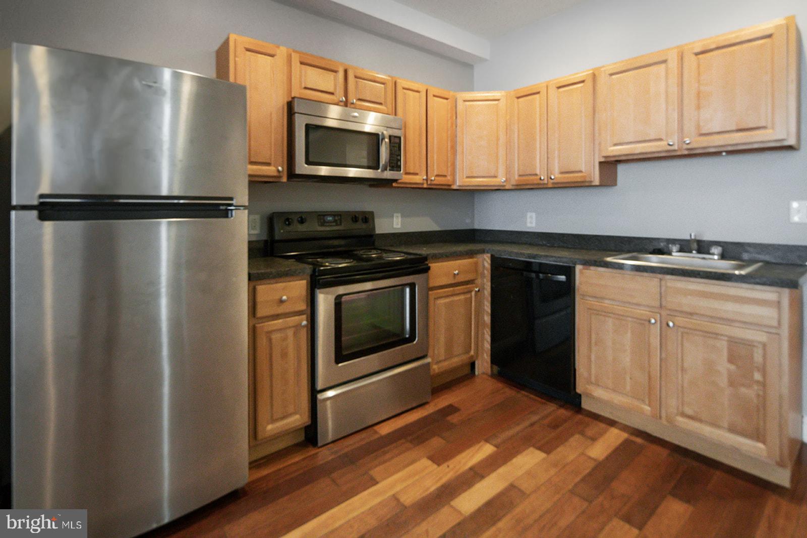 TEMPLE UNIVERSITY - Residential Lease
