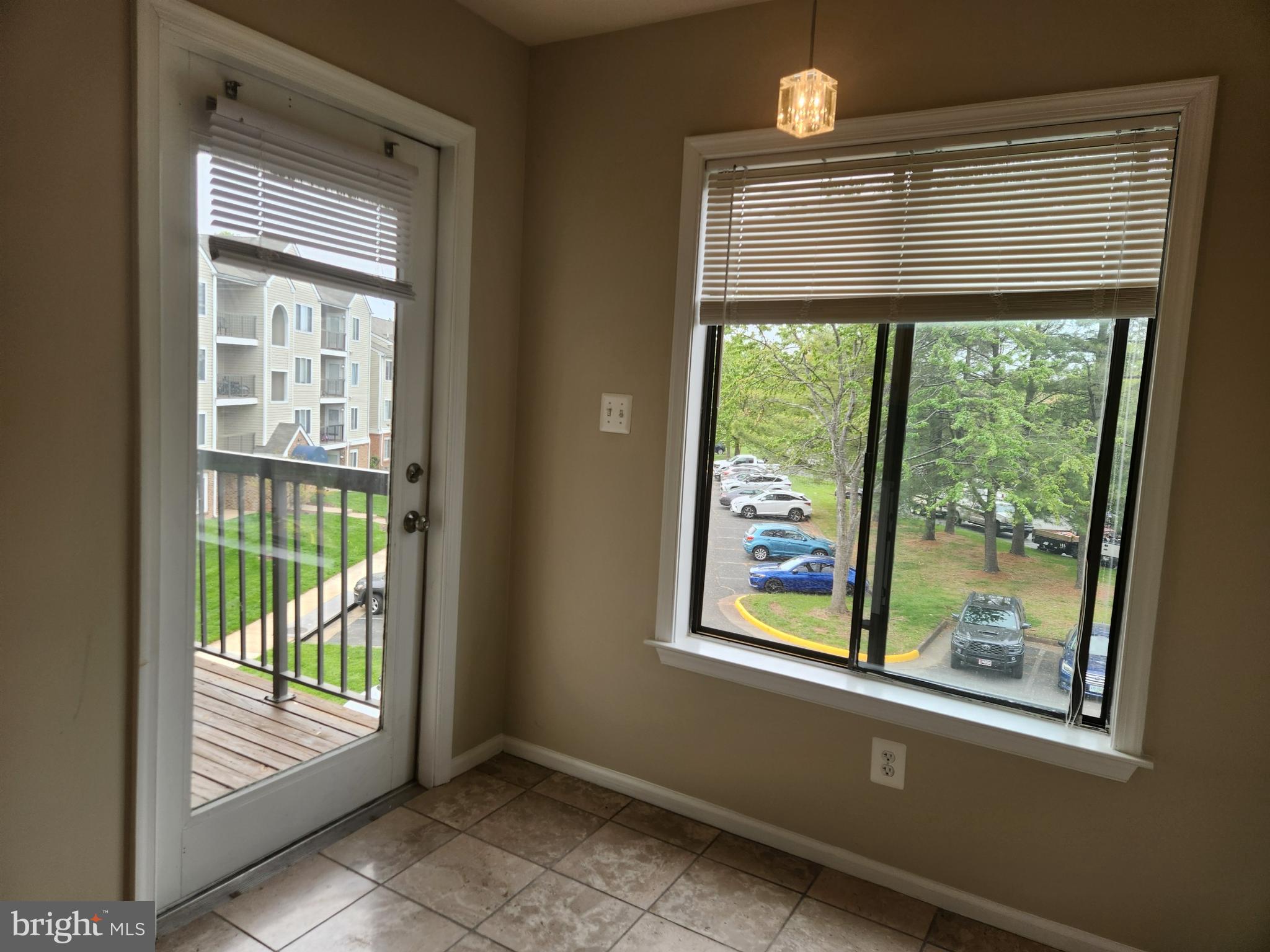 BATTERY HEIGHTS - Residential Lease