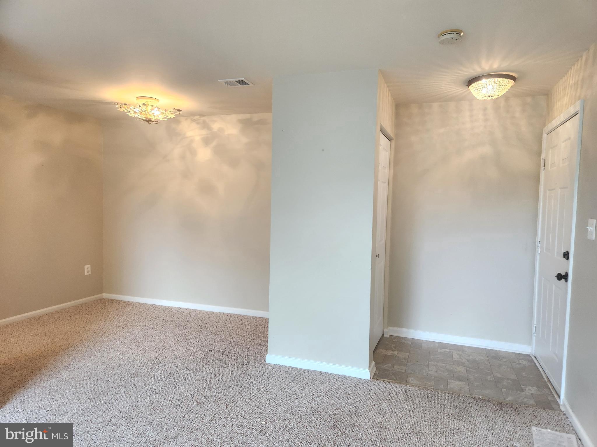 BATTERY HEIGHTS - Residential Lease