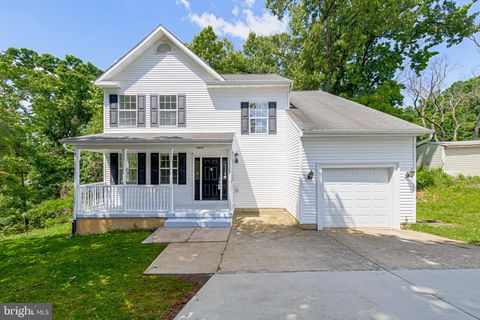 Homes For Rent - 2032 S Langley Street<br/> ARLINGTON, VA 22204
