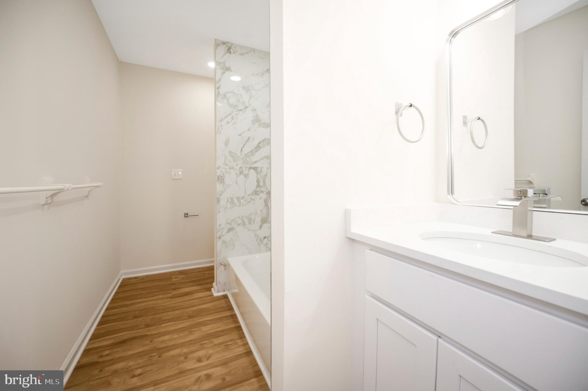 LAKE OF THE WOODS - Residential