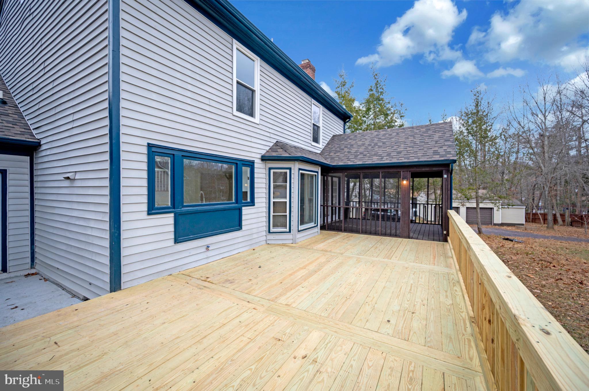 LAKE OF THE WOODS - Residential