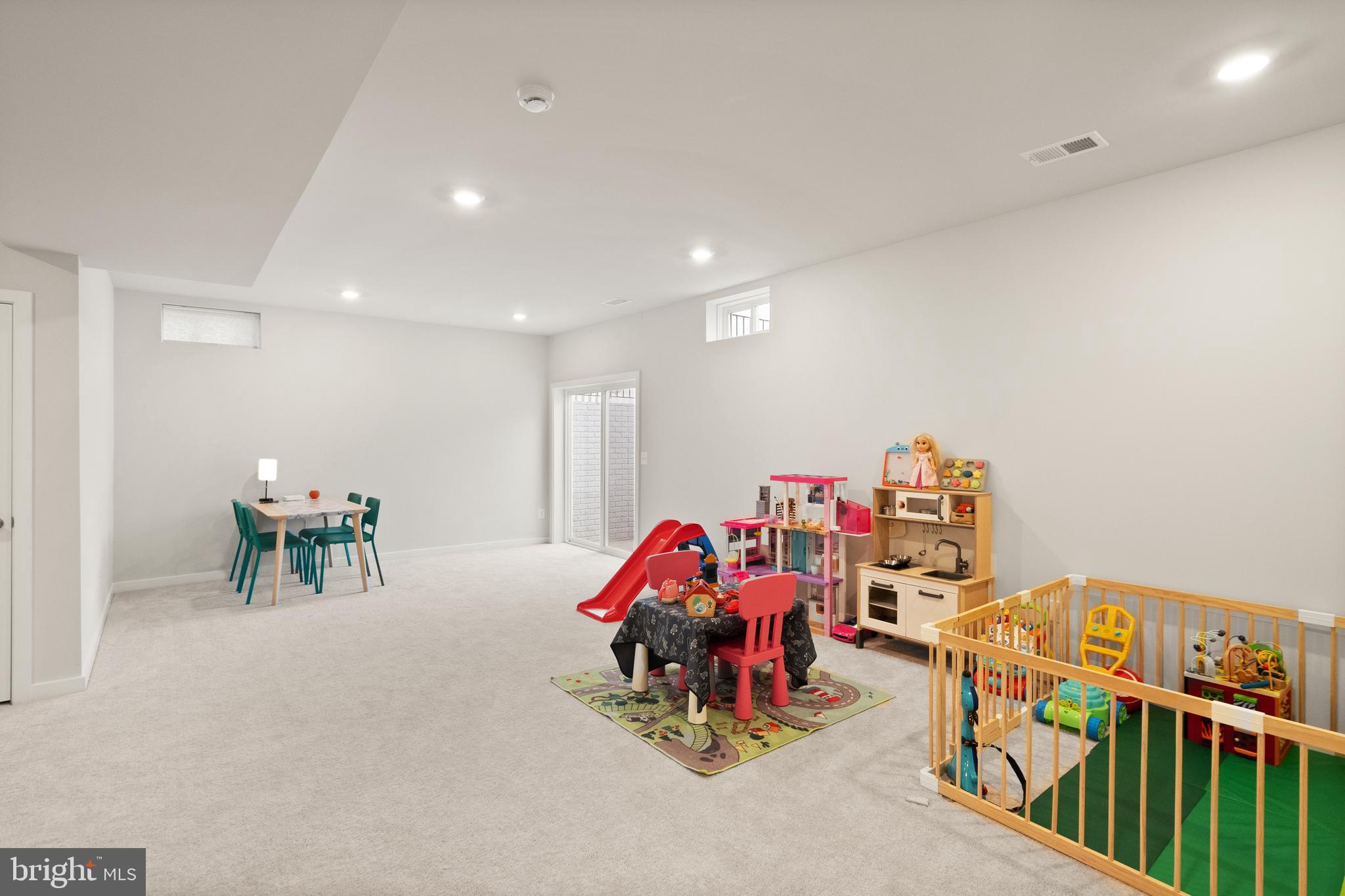 CLEVENGER CORNER VILLAGE - Residential