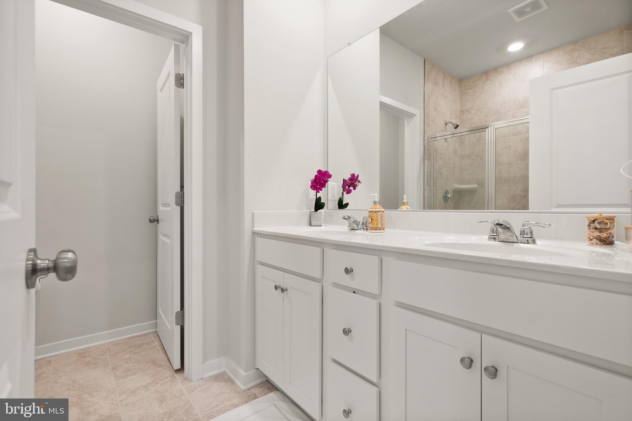 CLEVENGER CORNER VILLAGE - Residential