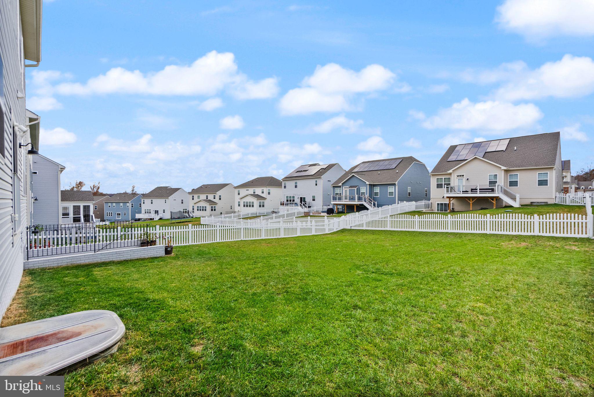 CLEVENGER CORNER VILLAGE - Residential