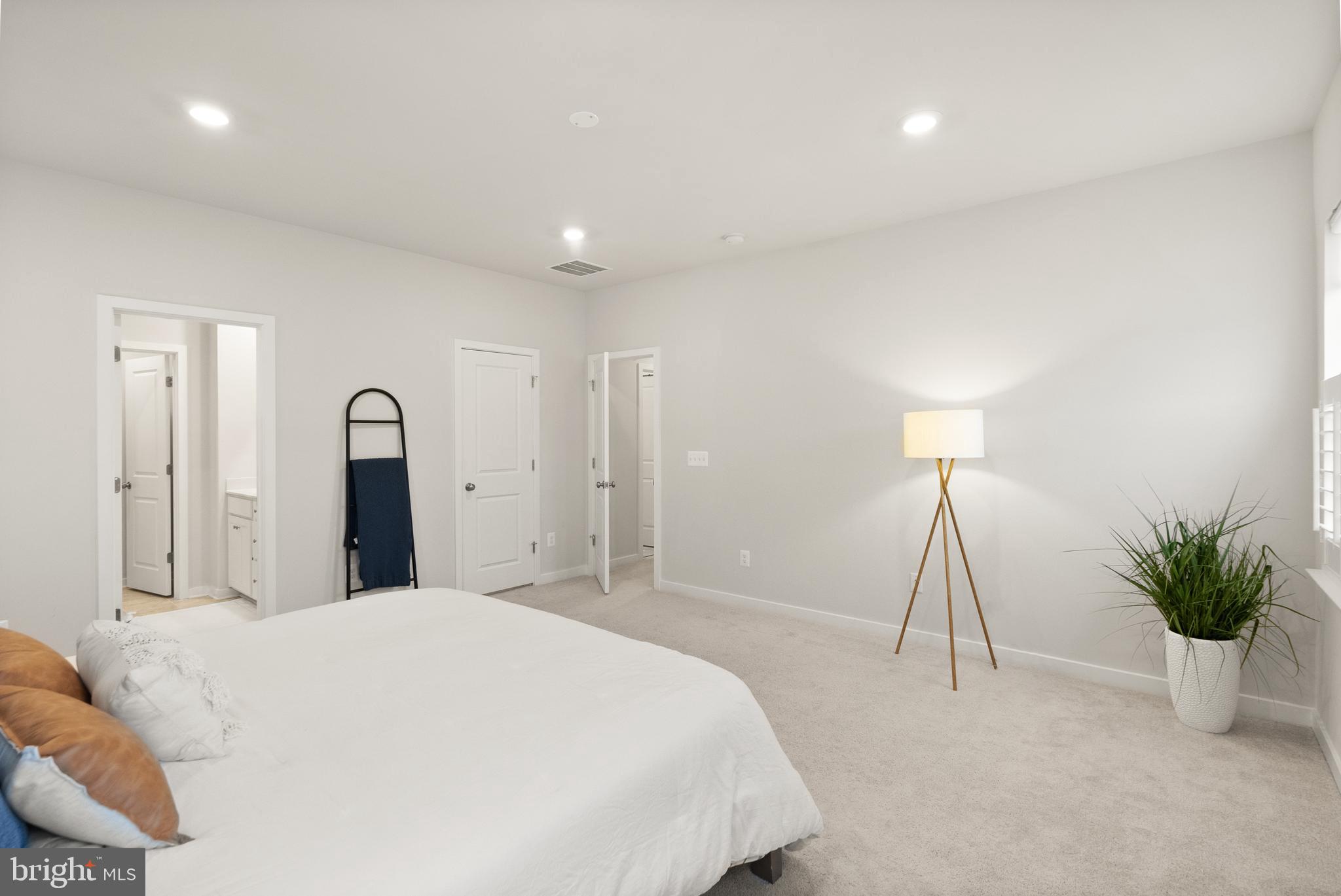 CLEVENGER CORNER VILLAGE - Residential