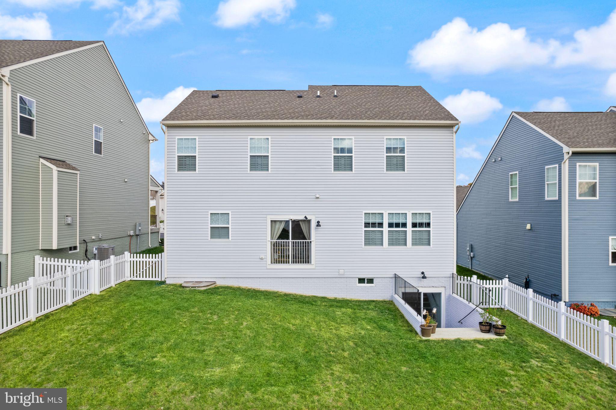 CLEVENGER CORNER VILLAGE - Residential