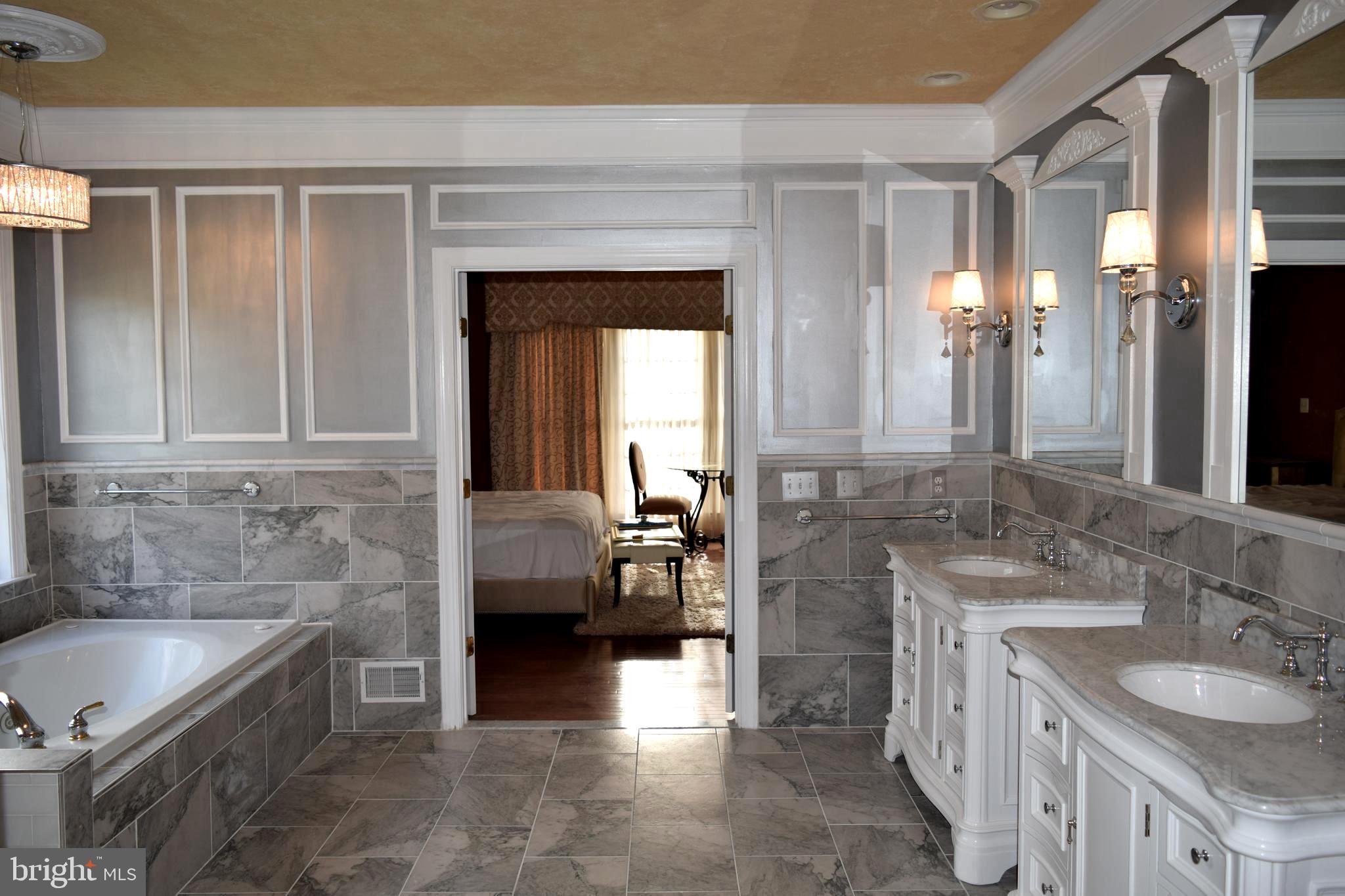 MCCANN ESTATES - Residential