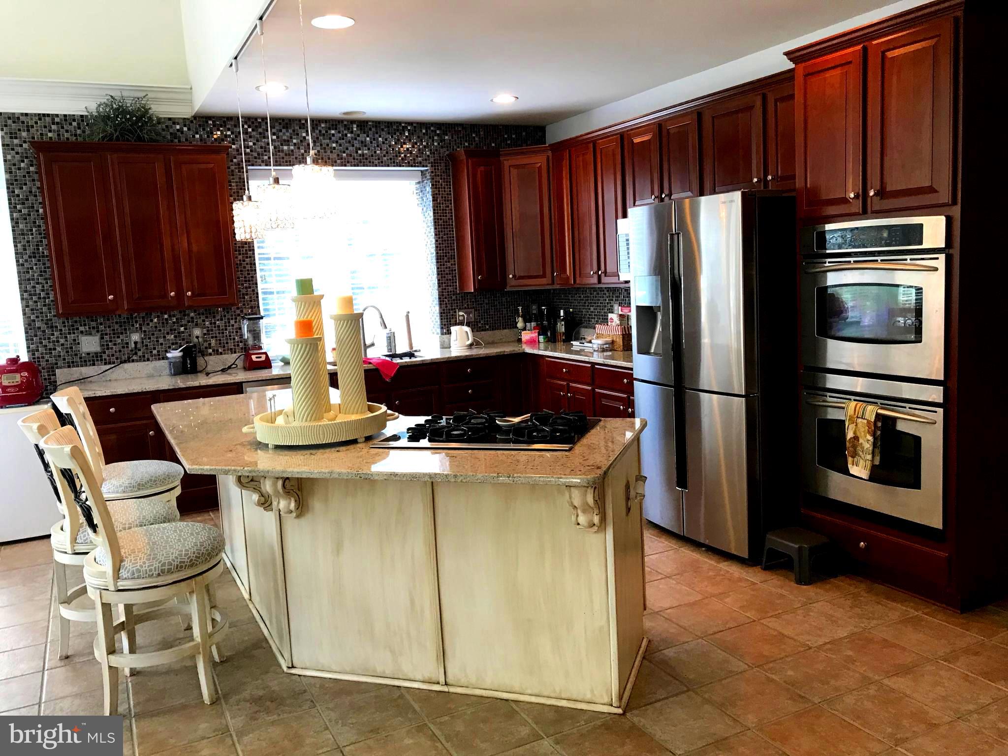 MCCANN ESTATES - Residential