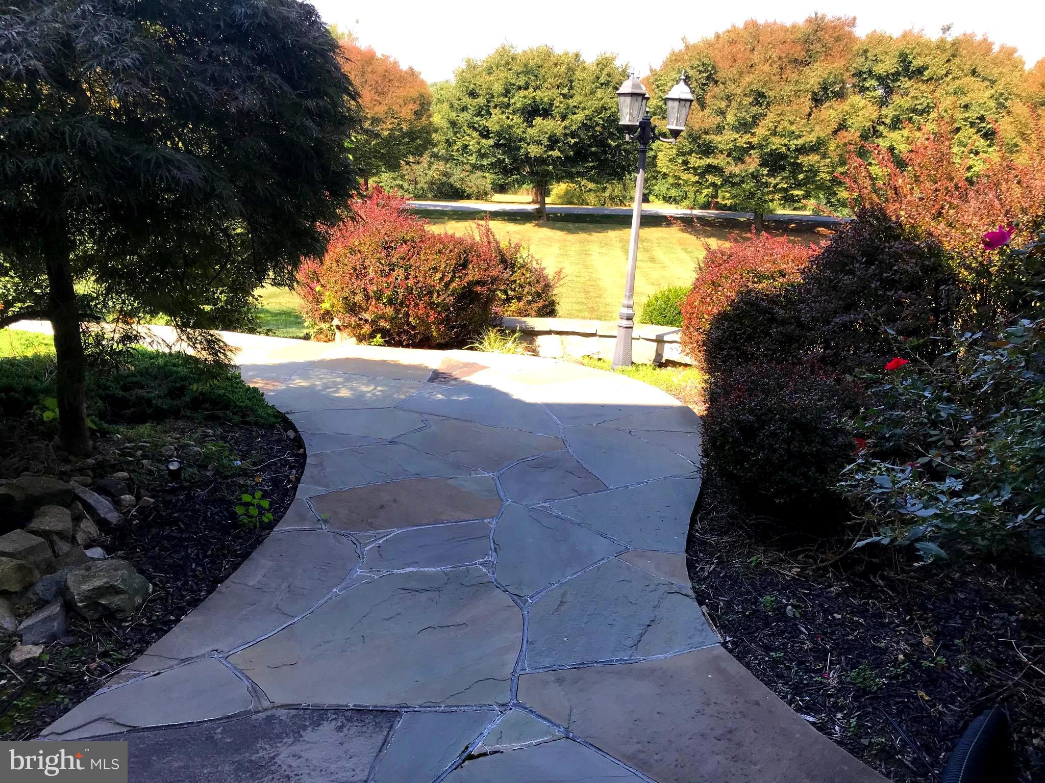 MCCANN ESTATES - Residential