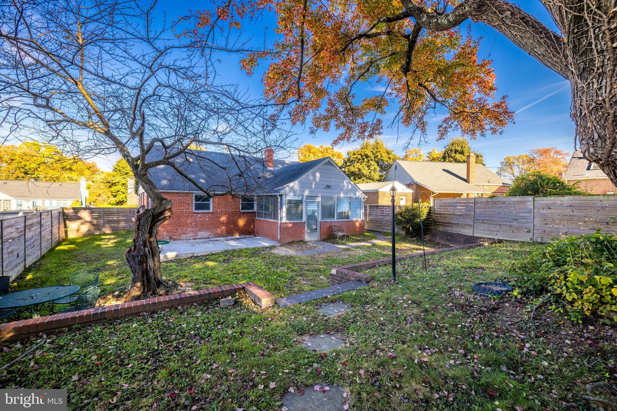 GLENMONT HILLS - Residential