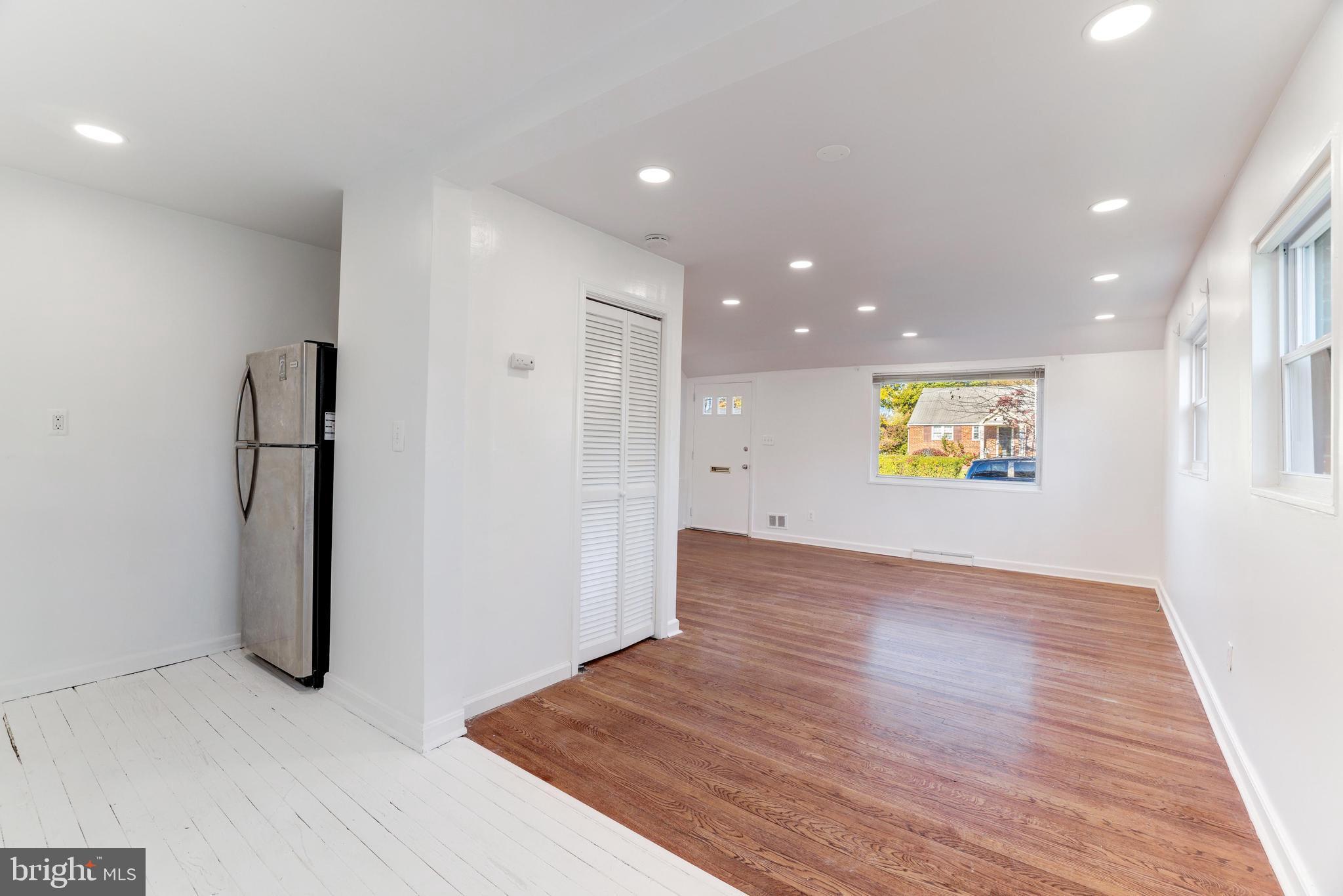 GLENMONT HILLS - Residential