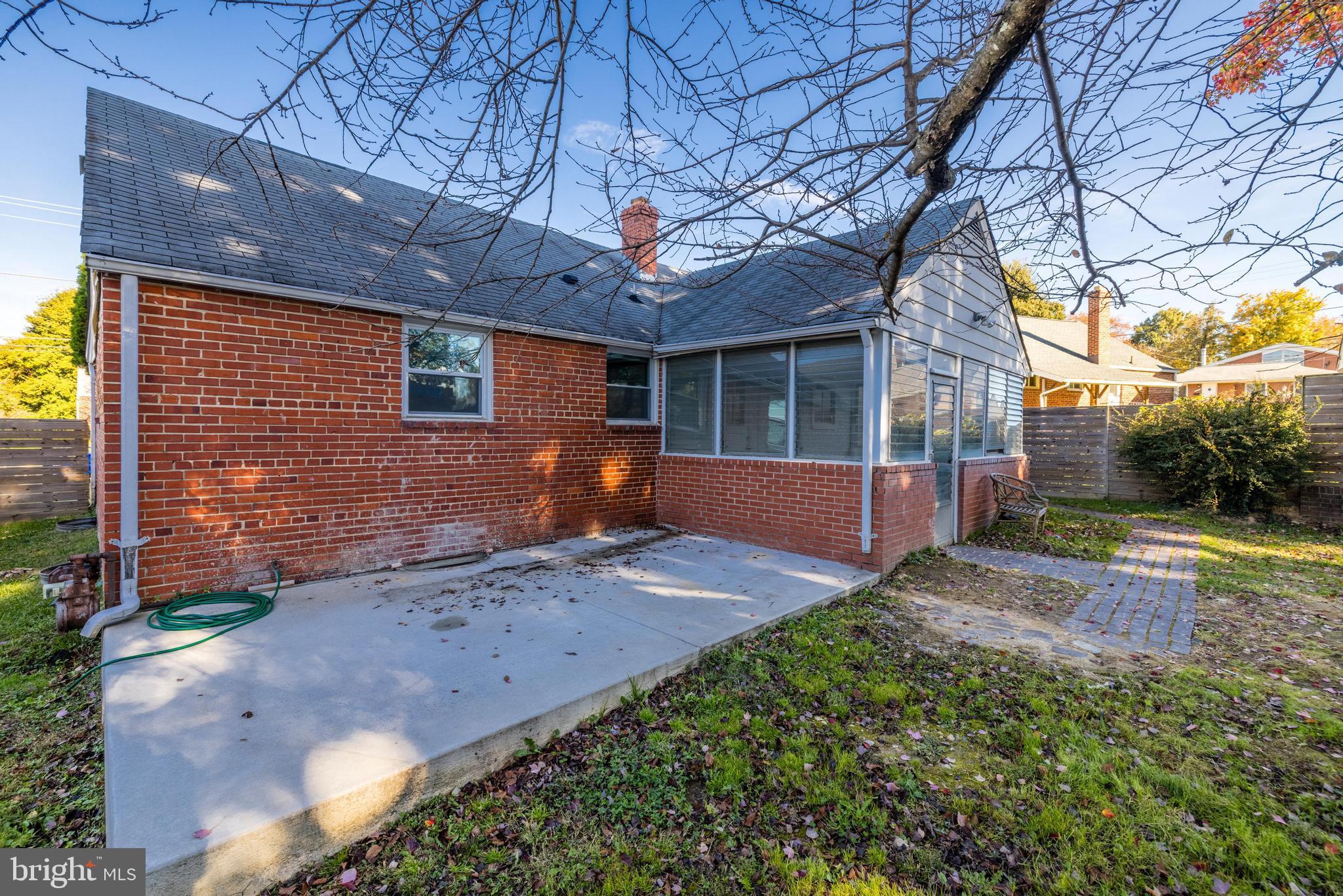 GLENMONT HILLS - Residential