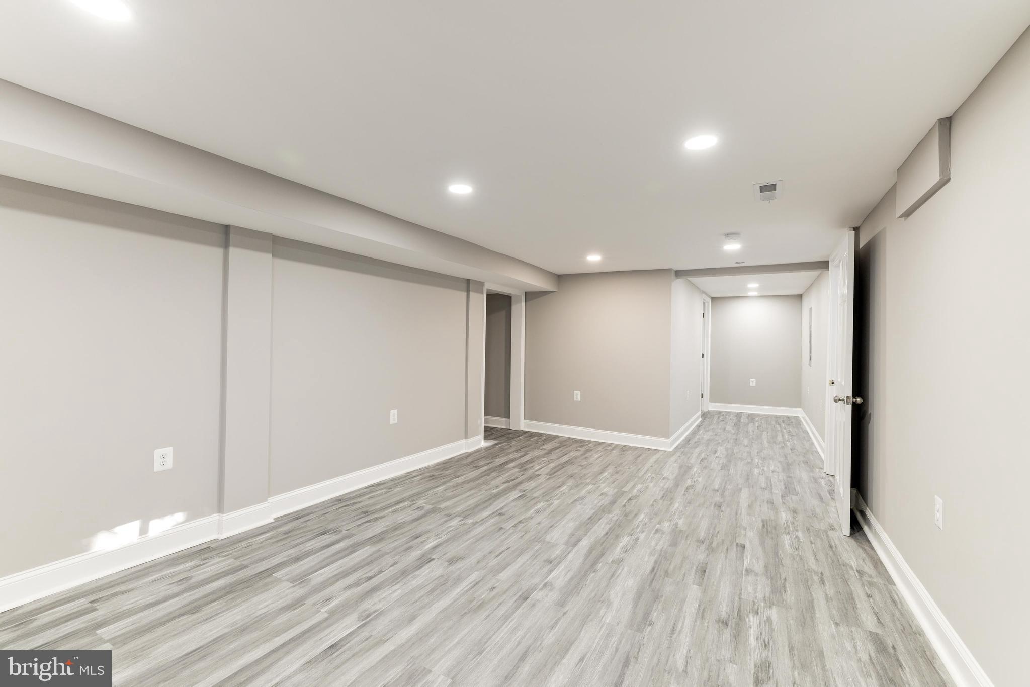 GLENMONT HILLS - Residential