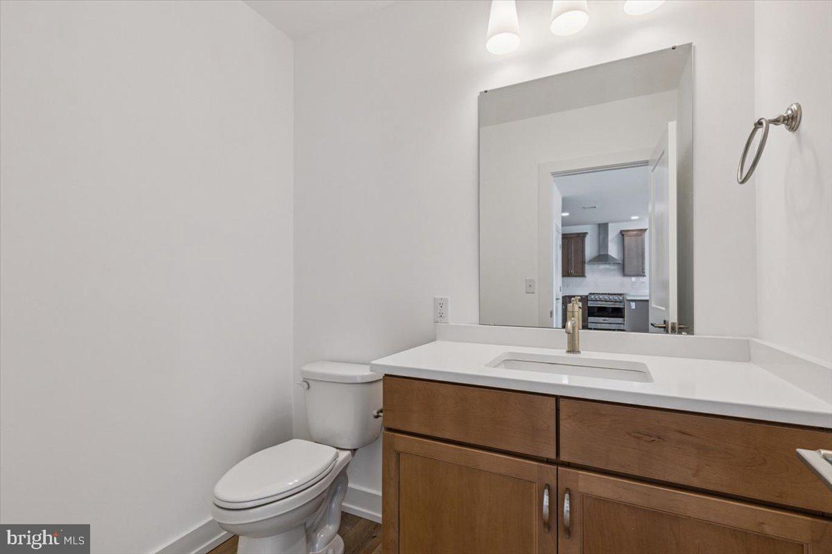 PLYMOUTH VALLEY - Residential