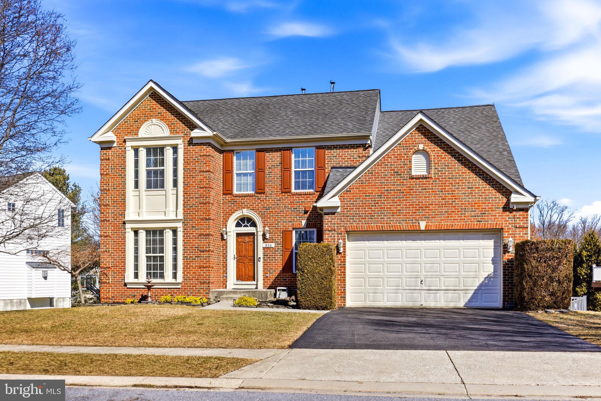 834 CRYSTAL PALACE COURT