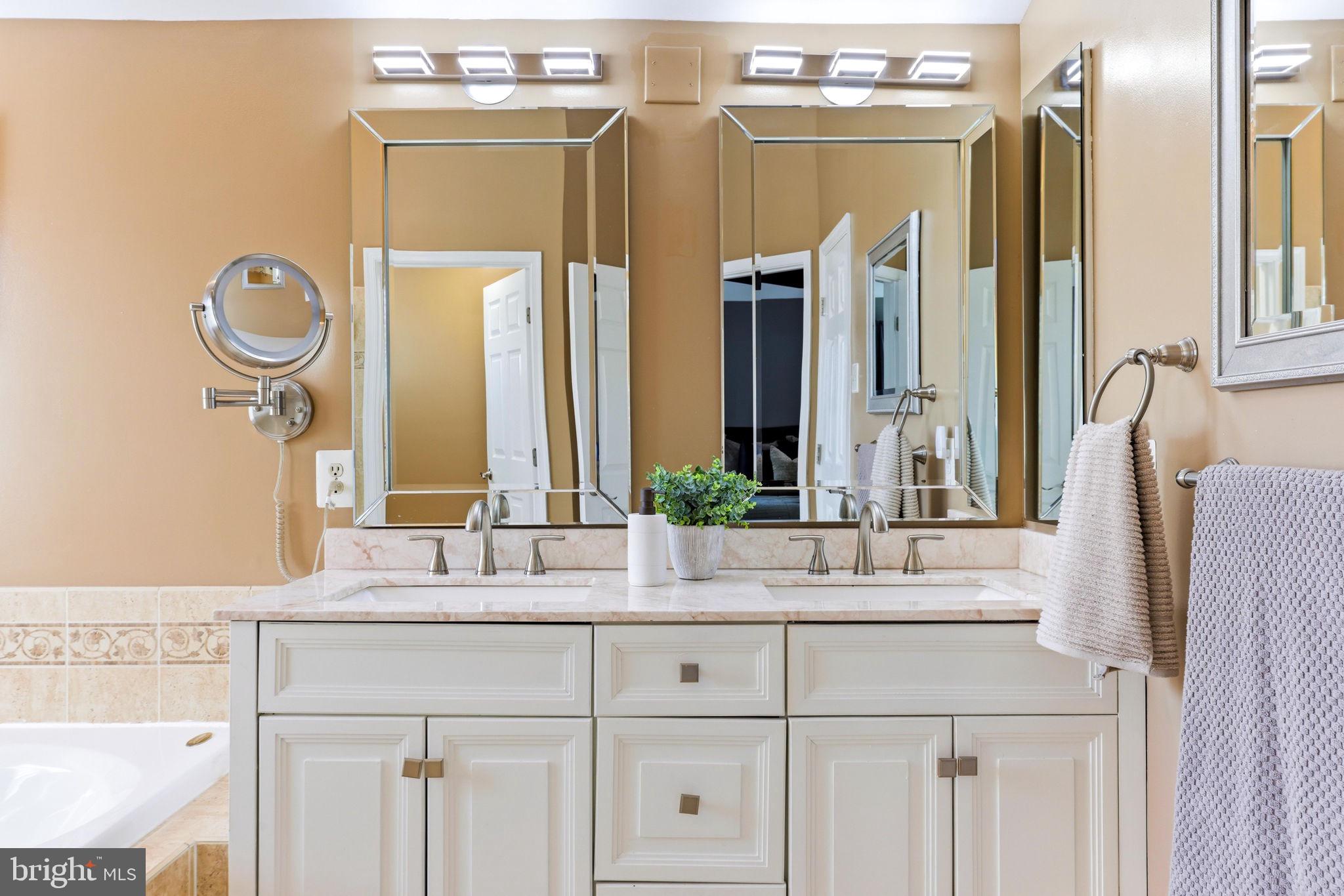 GWYNNBROOK - Residential