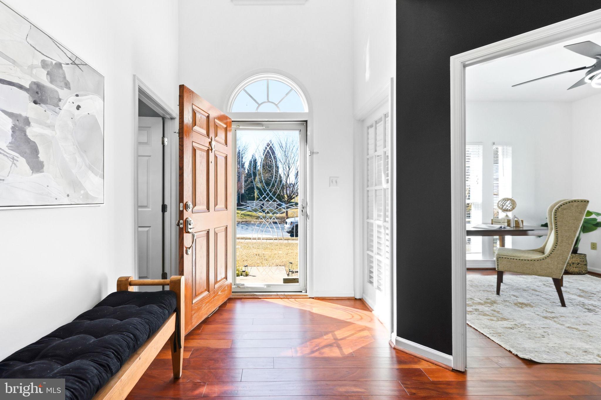 834 CRYSTAL PALACE COURT