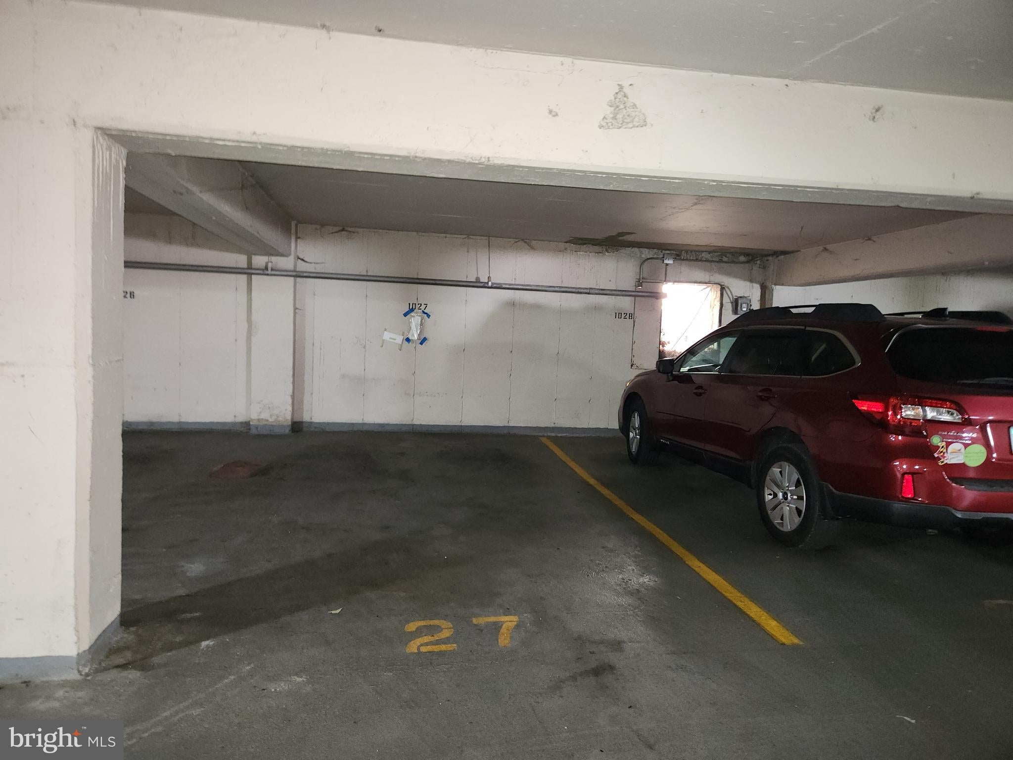 3601 GREENWAY P 1027