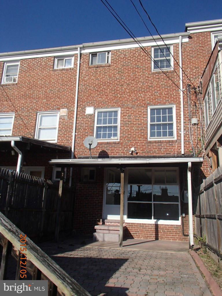 MEDFIELD - Residential