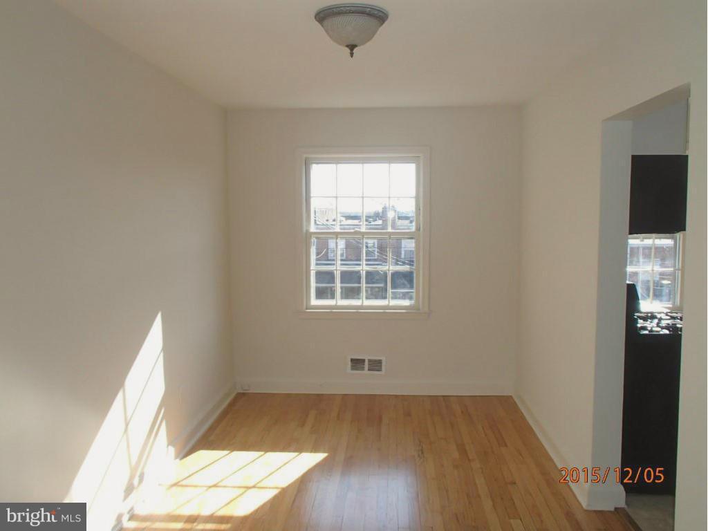 MEDFIELD - Residential