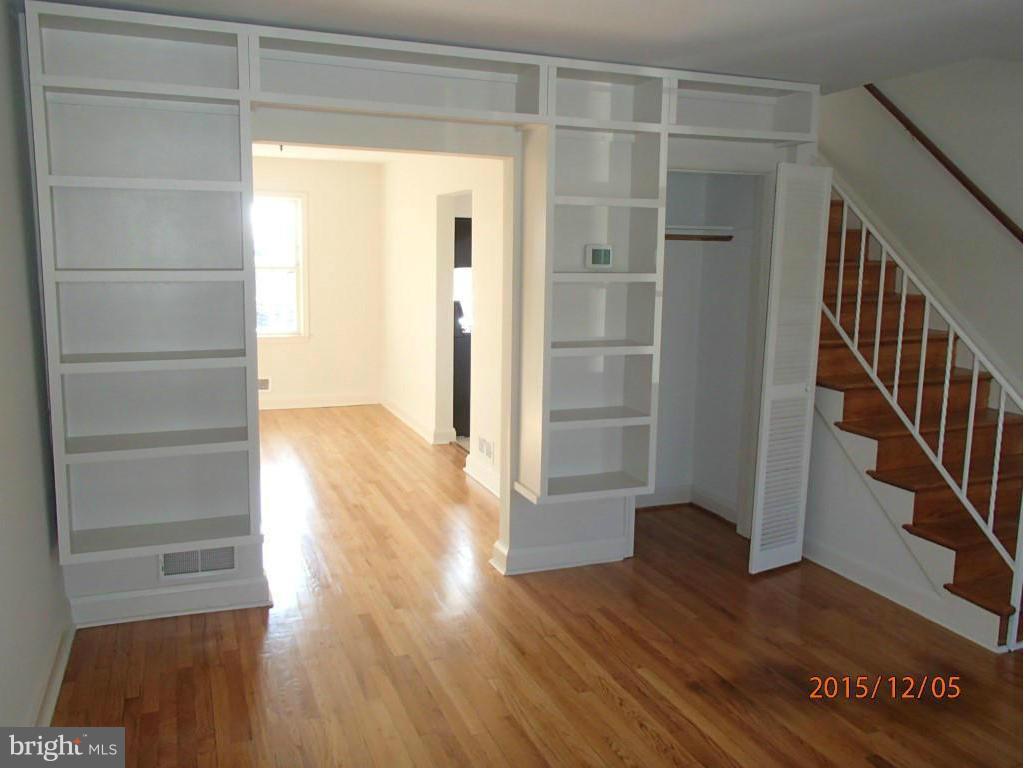 MEDFIELD - Residential