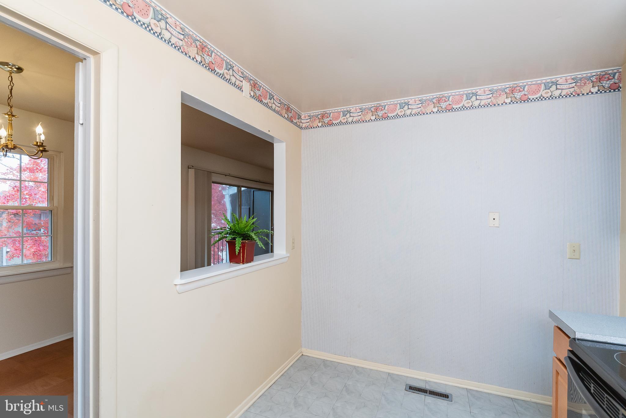 HICKORY HILLS - Residential