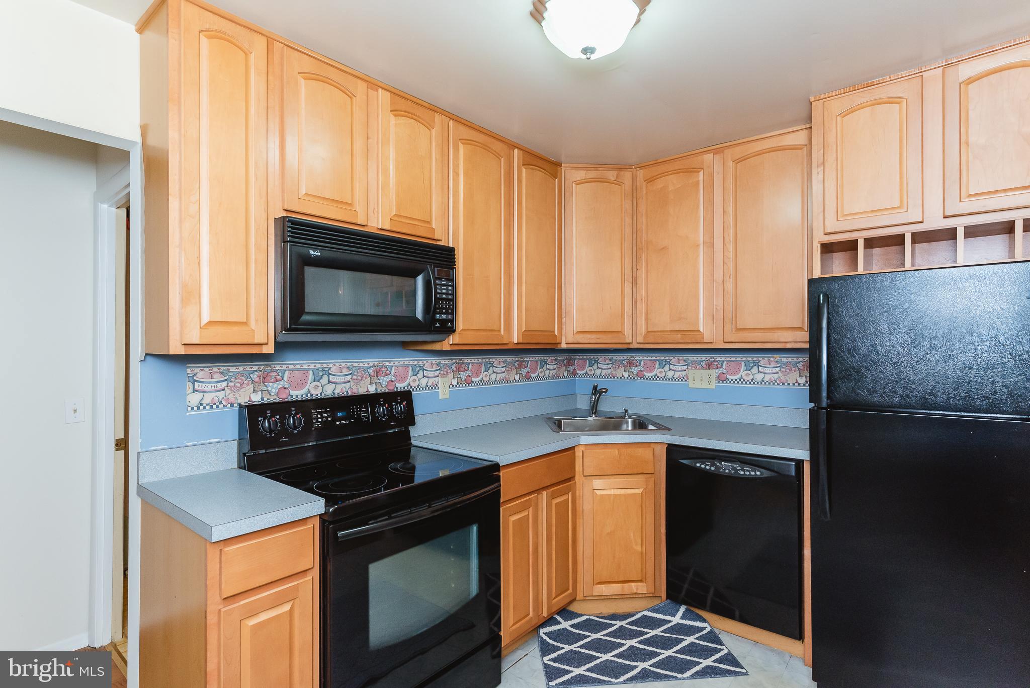 HICKORY HILLS - Residential