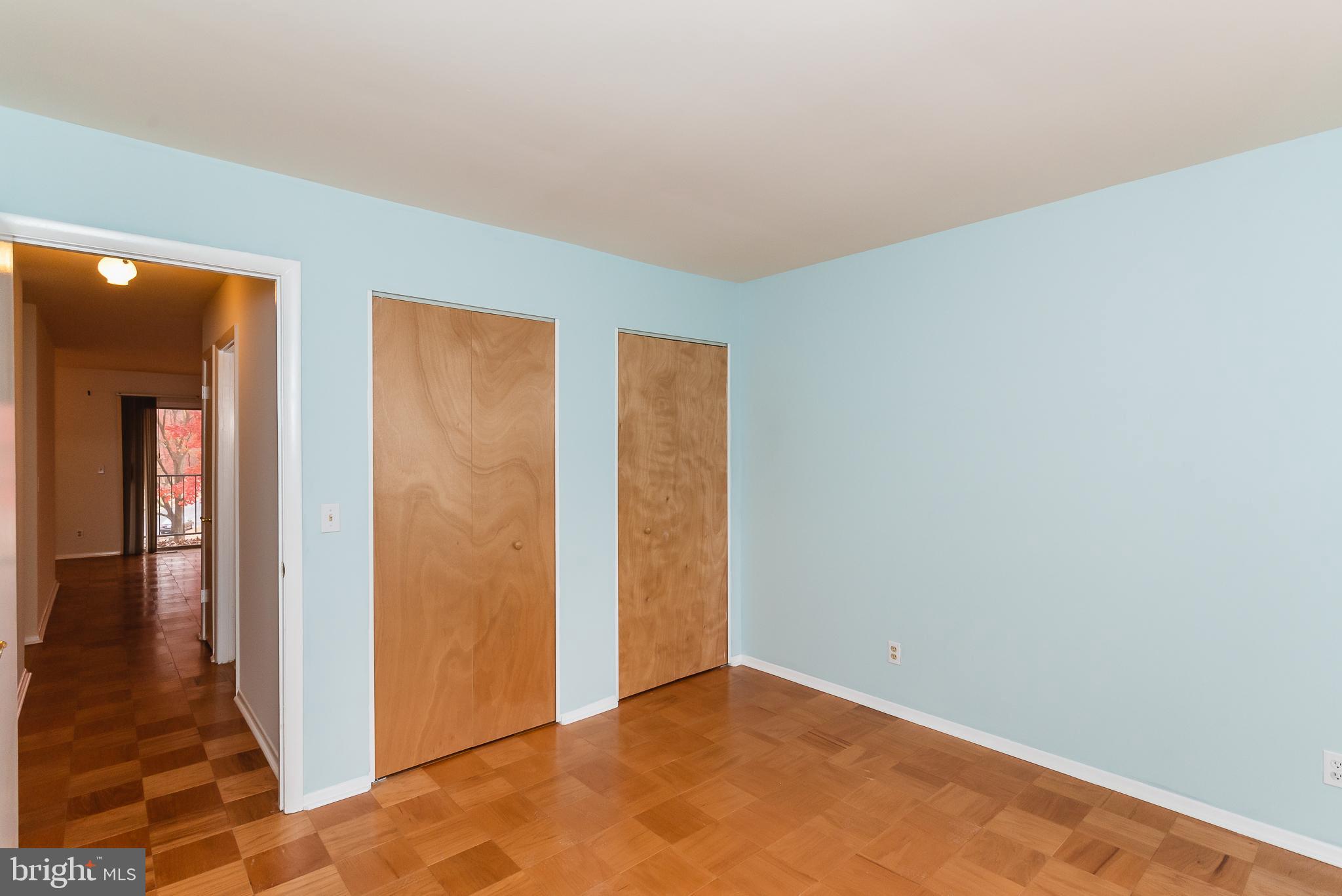 HICKORY HILLS - Residential