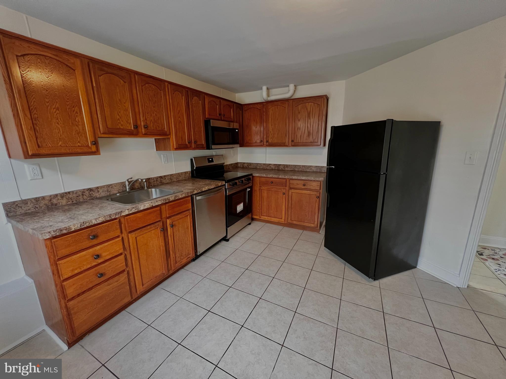 109 E MAIN STREET 2
