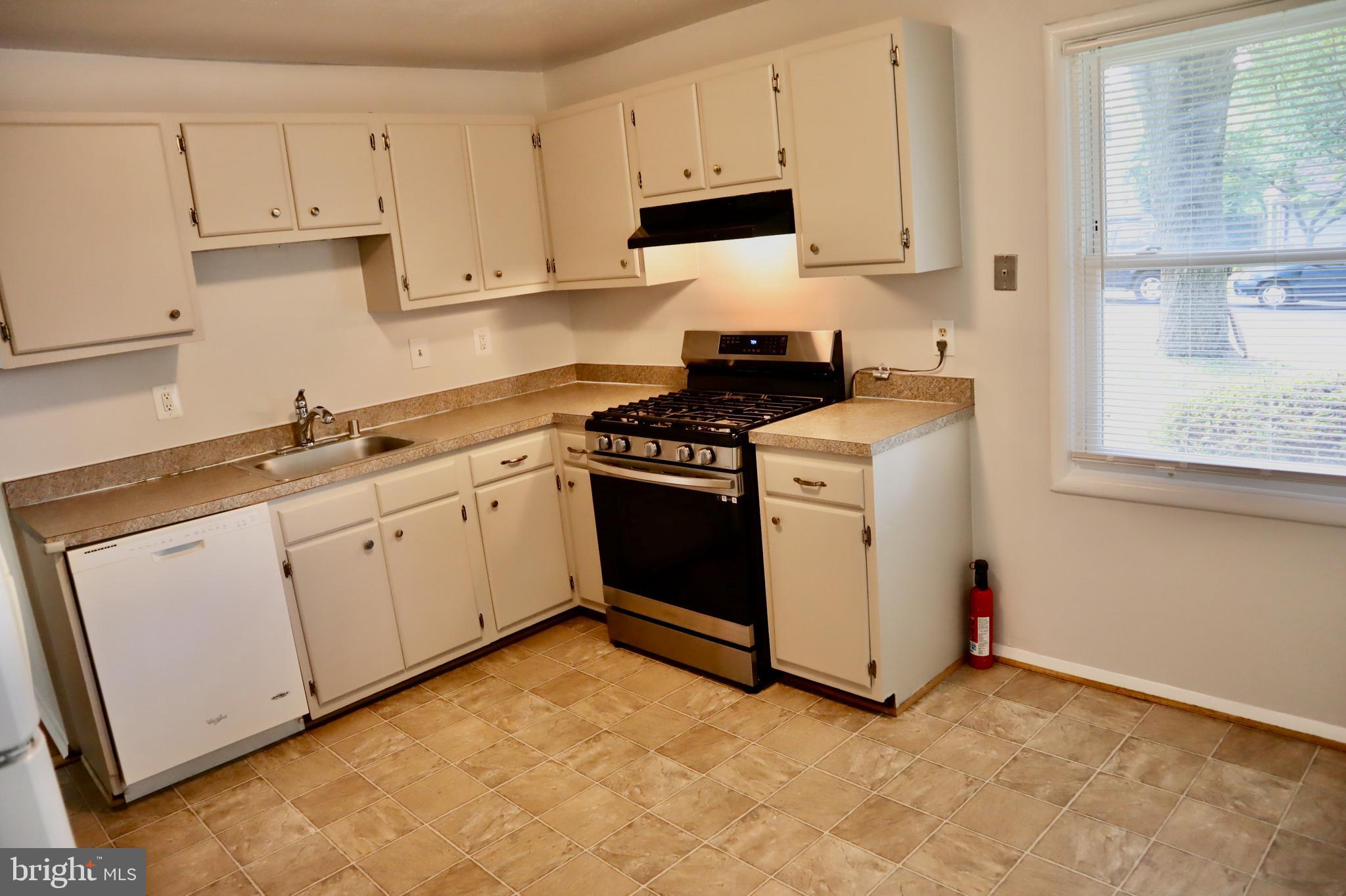 TWINBROOK - Residential Lease