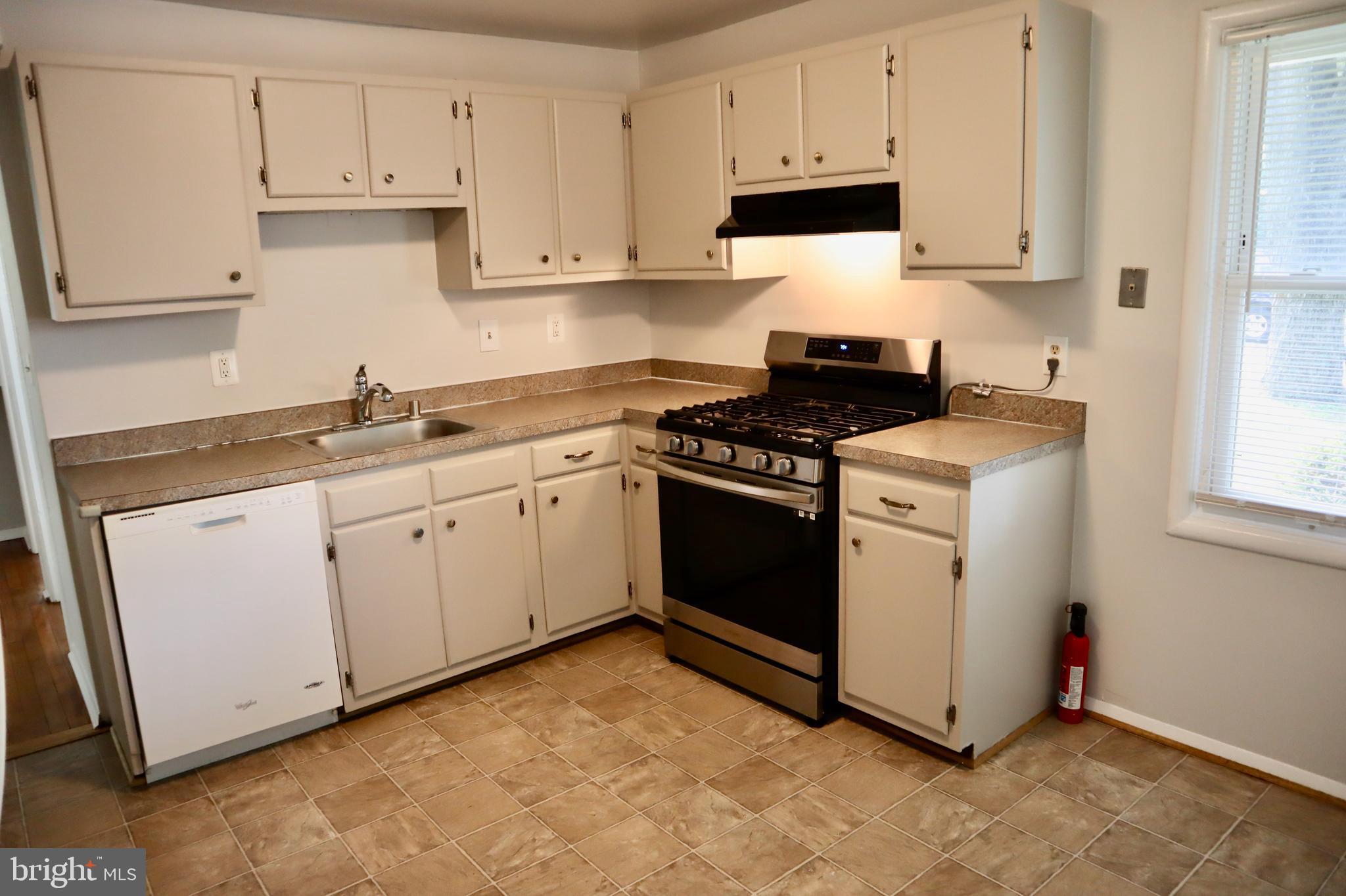 TWINBROOK - Residential Lease