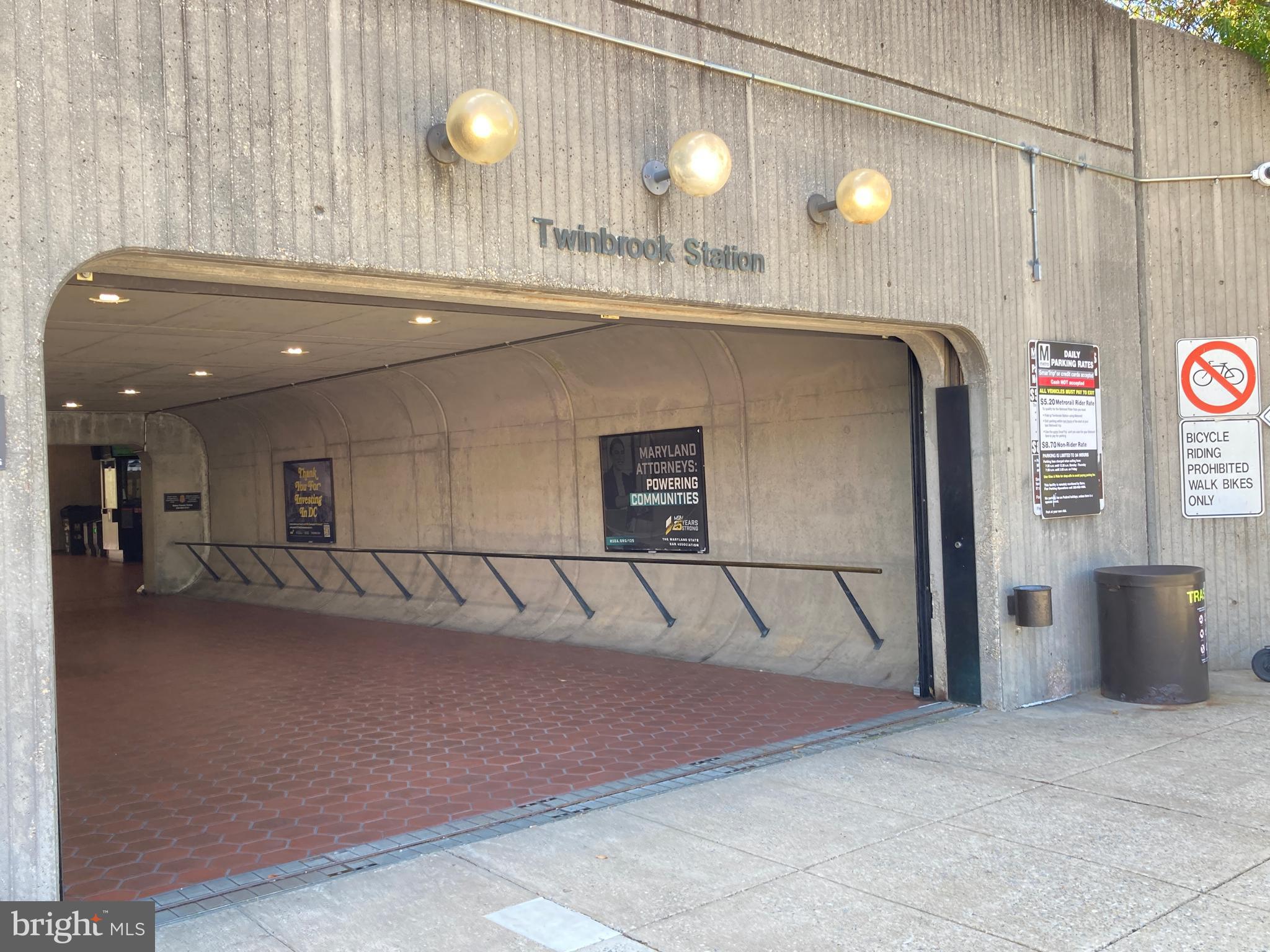 TWINBROOK - Residential Lease