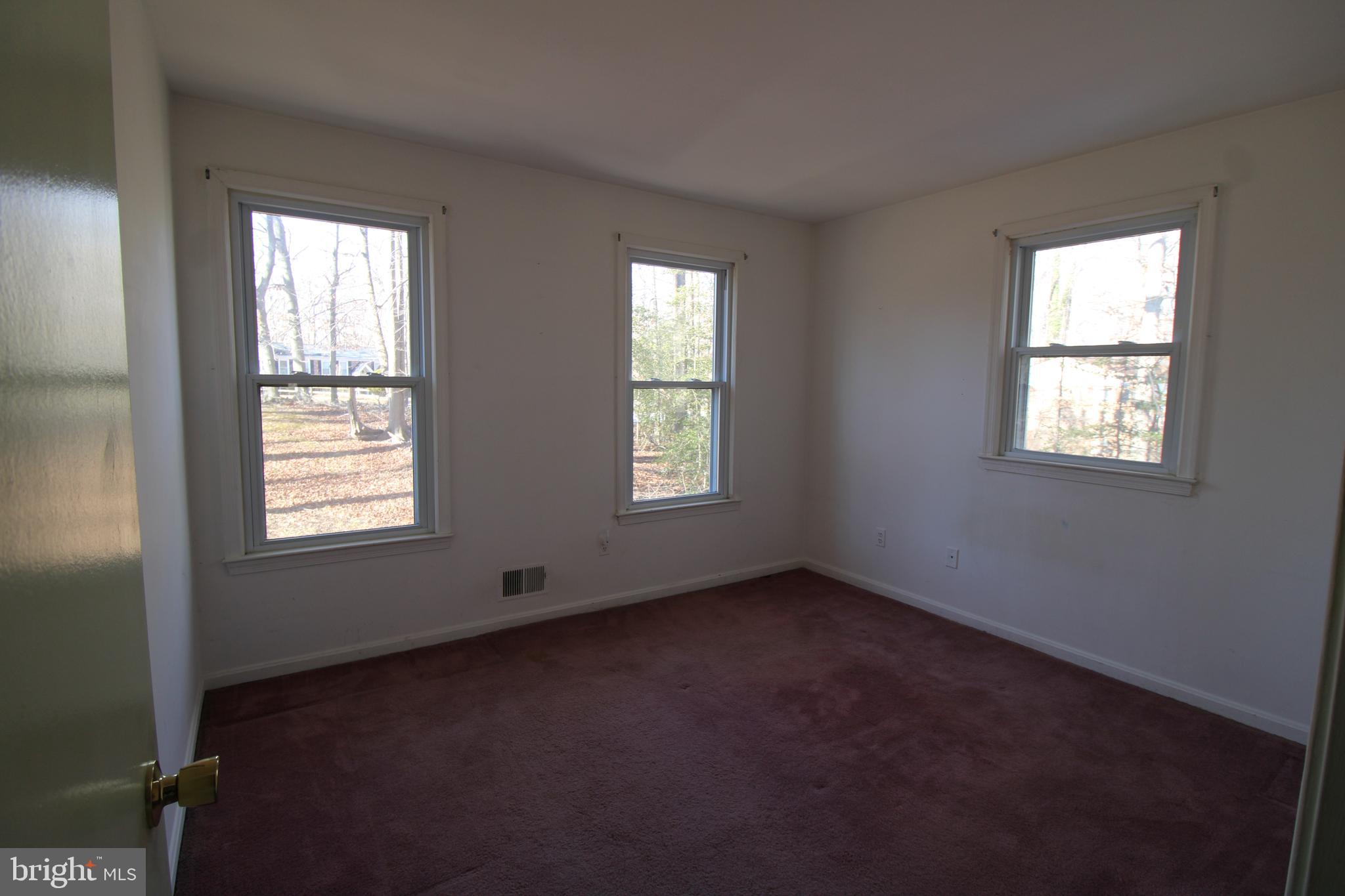 GOLDEN BEACH - Residential