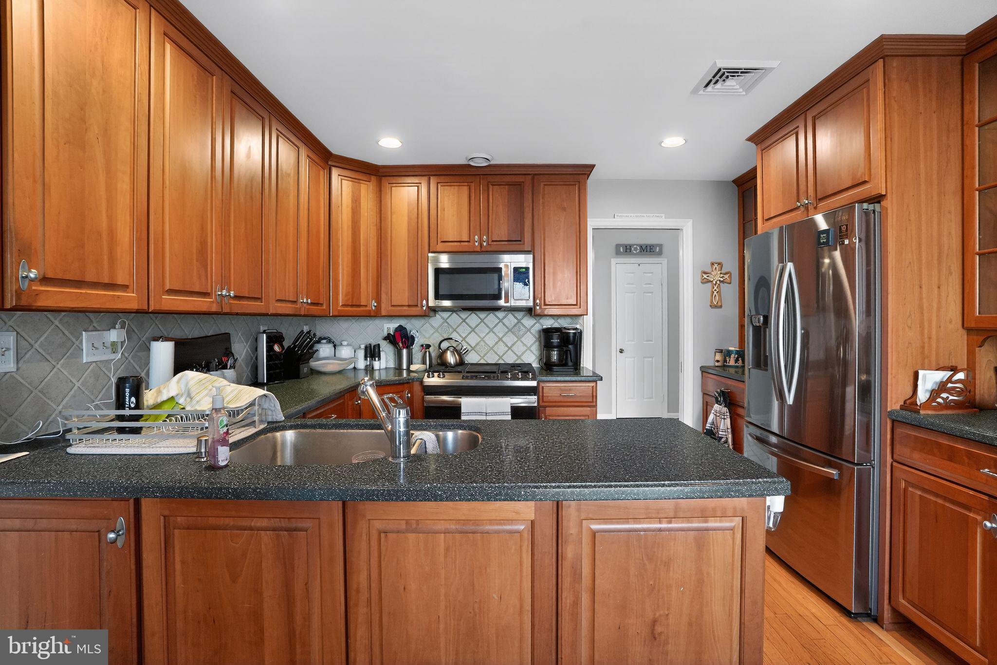 RADLEY RUN MEWS - Residential