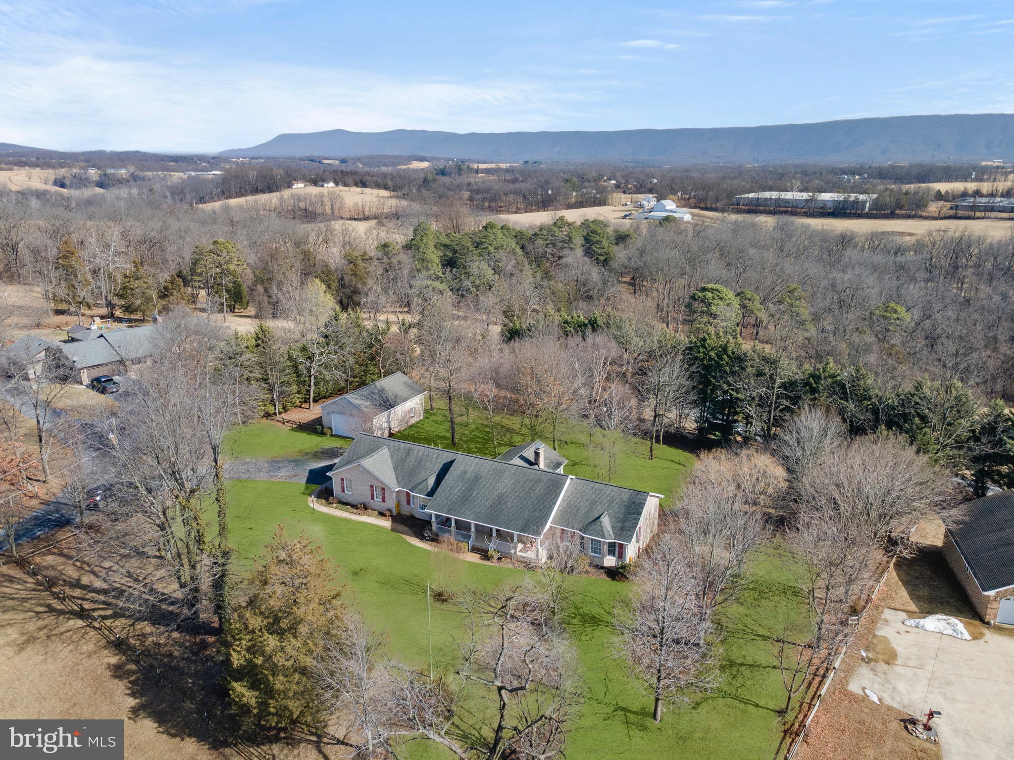 OAK HILL - Residential