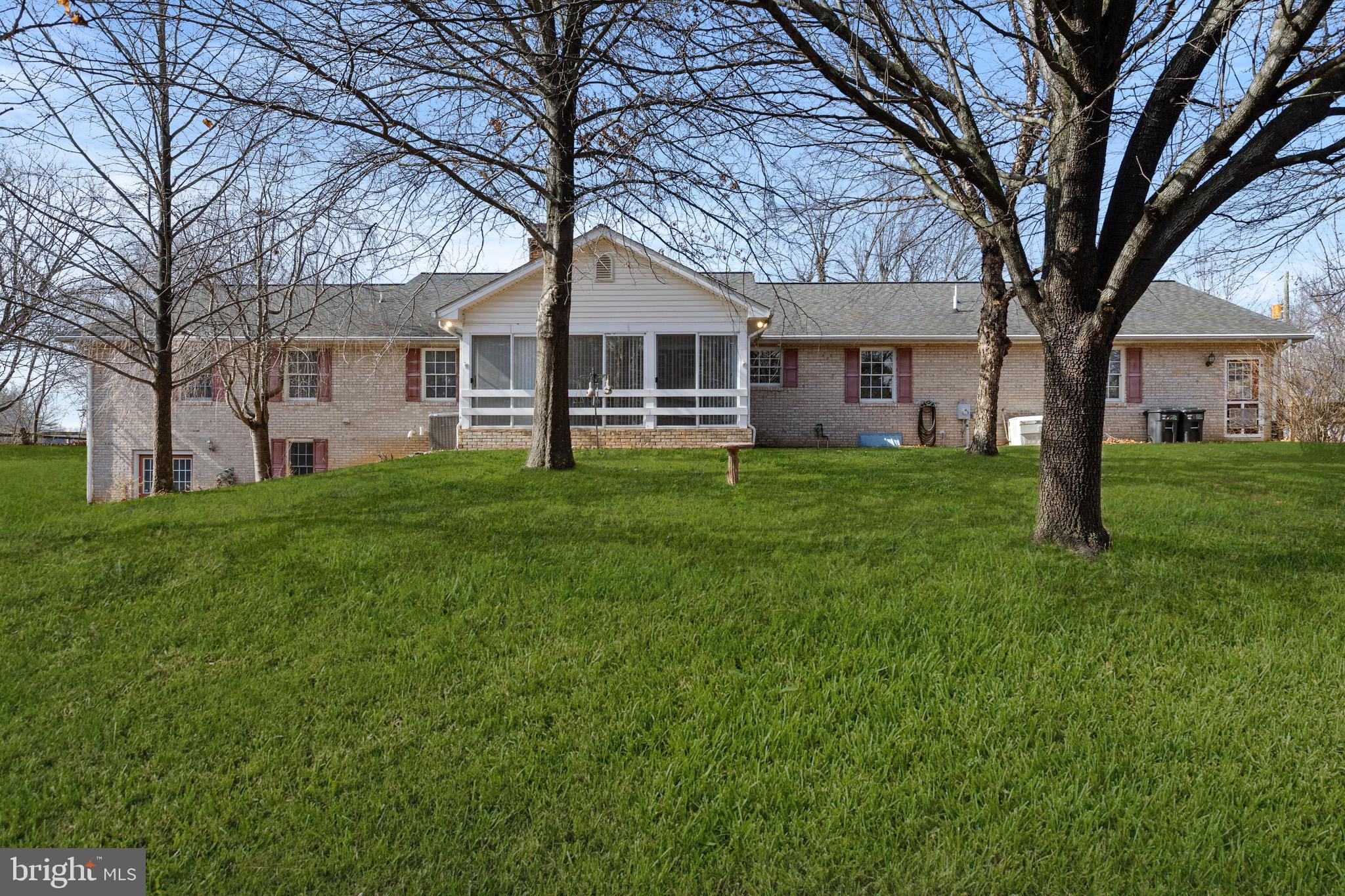 OAK HILL - Residential
