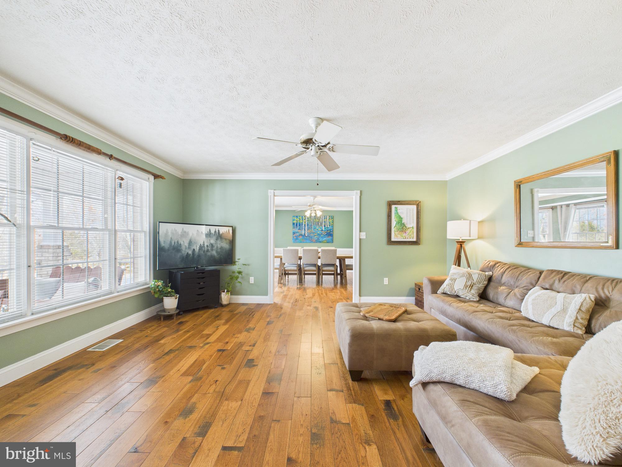 OAK HILL - Residential