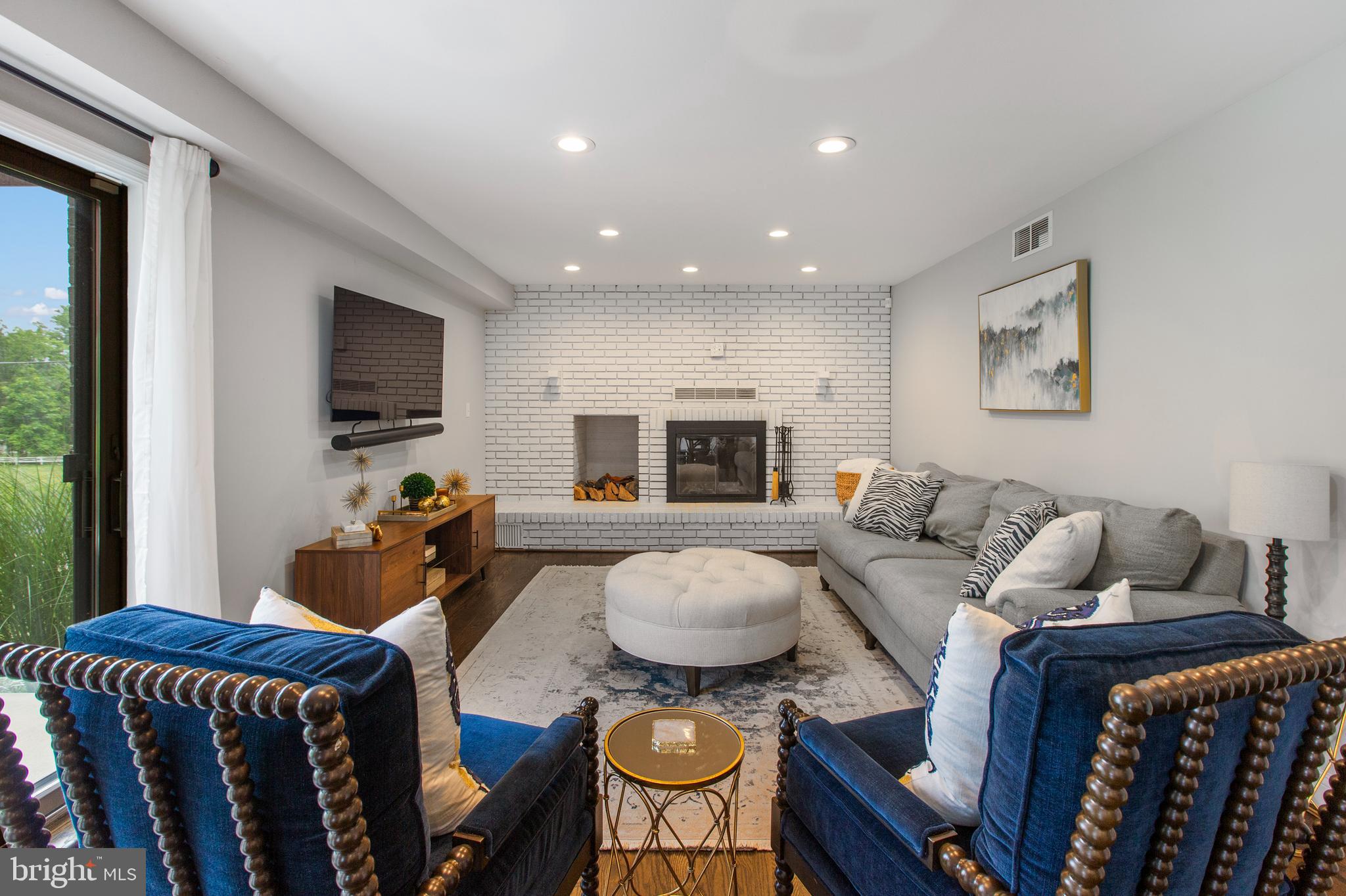 GREENSPRING VALLEY - Residential