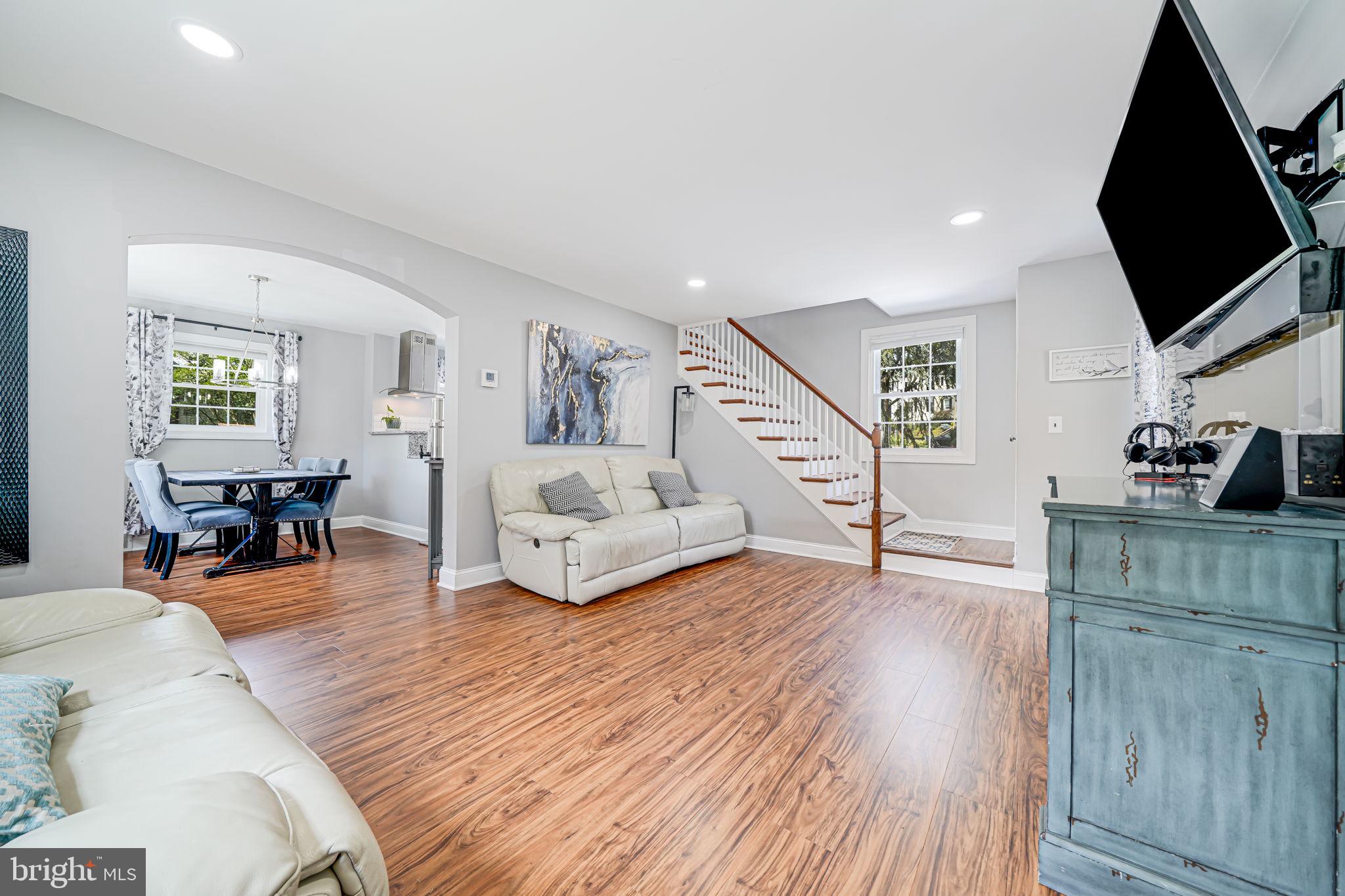125 S COLUMBUS STREET