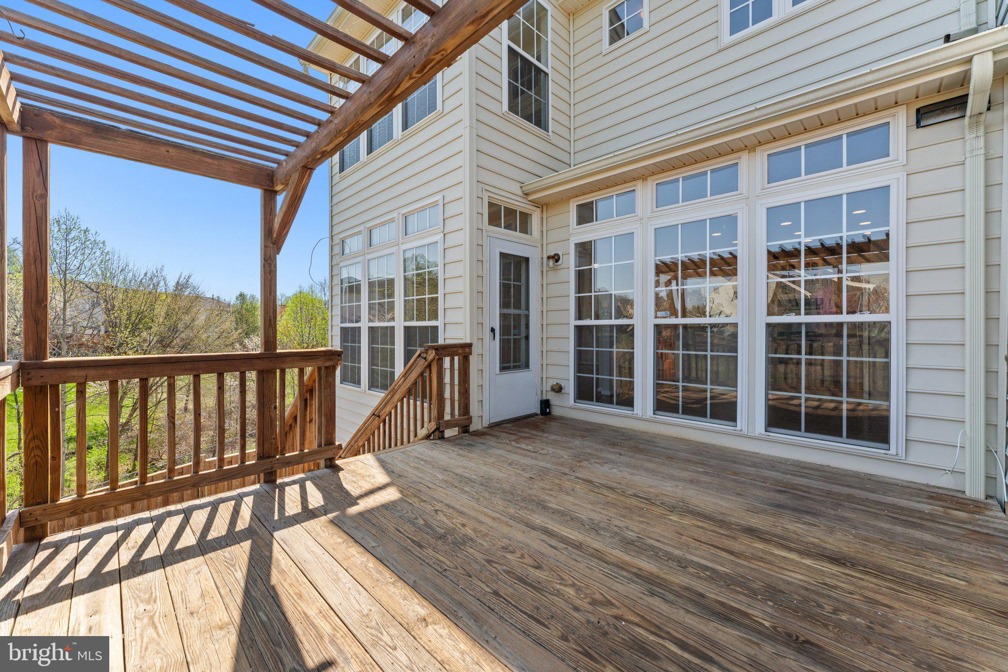 RIVERSIDE STATION - Residential