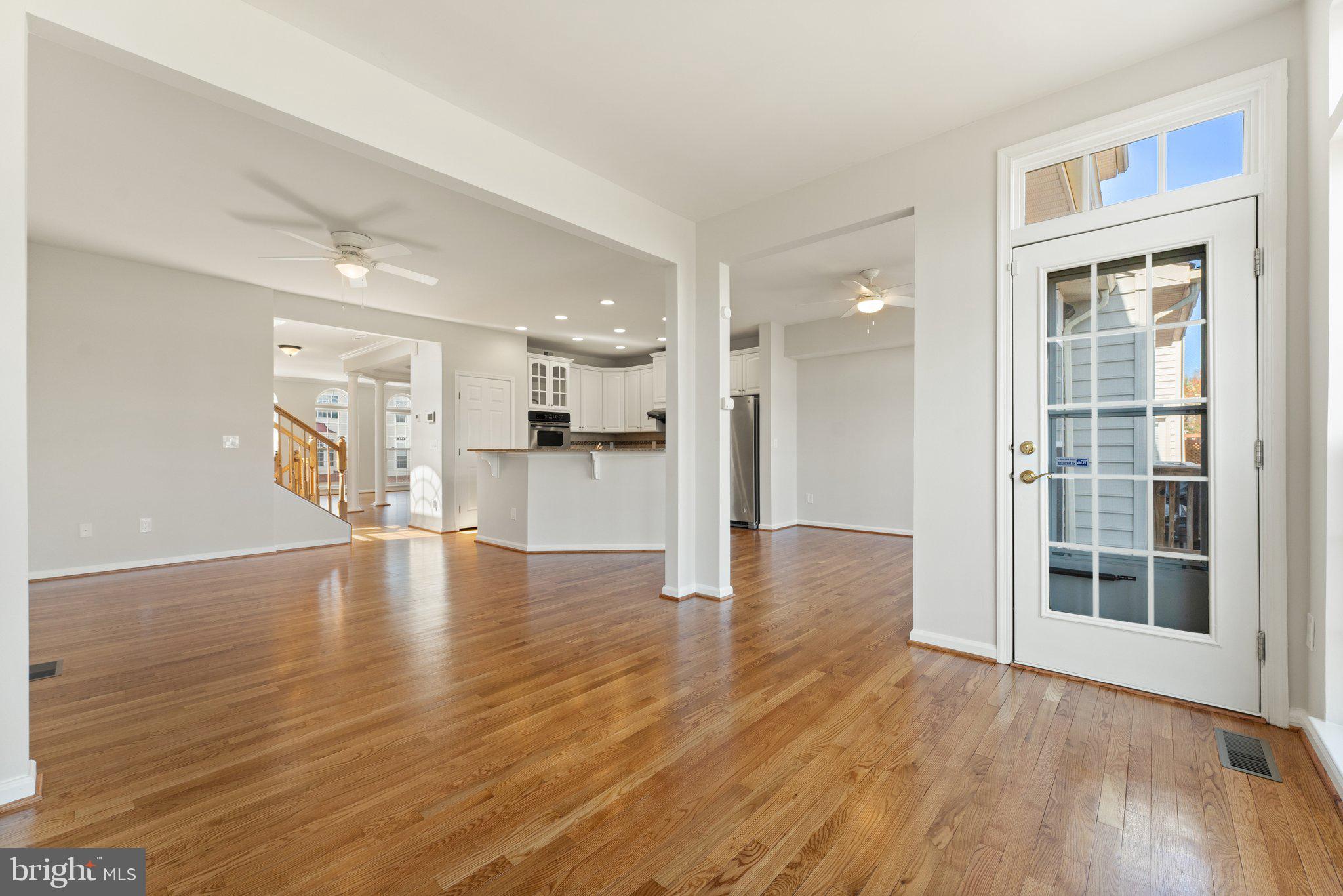 RIVERSIDE STATION - Residential