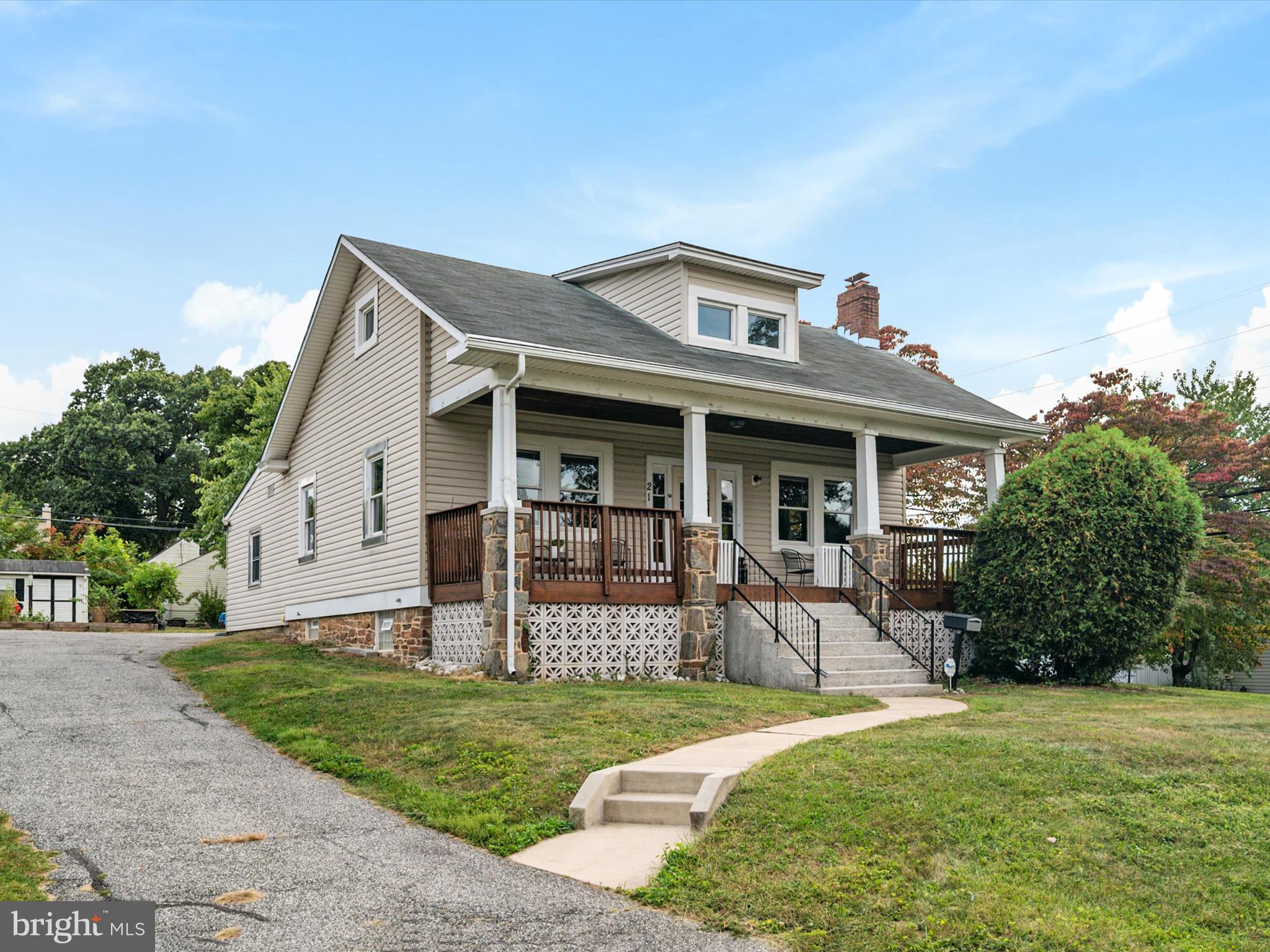 21 OAKWAY ROAD